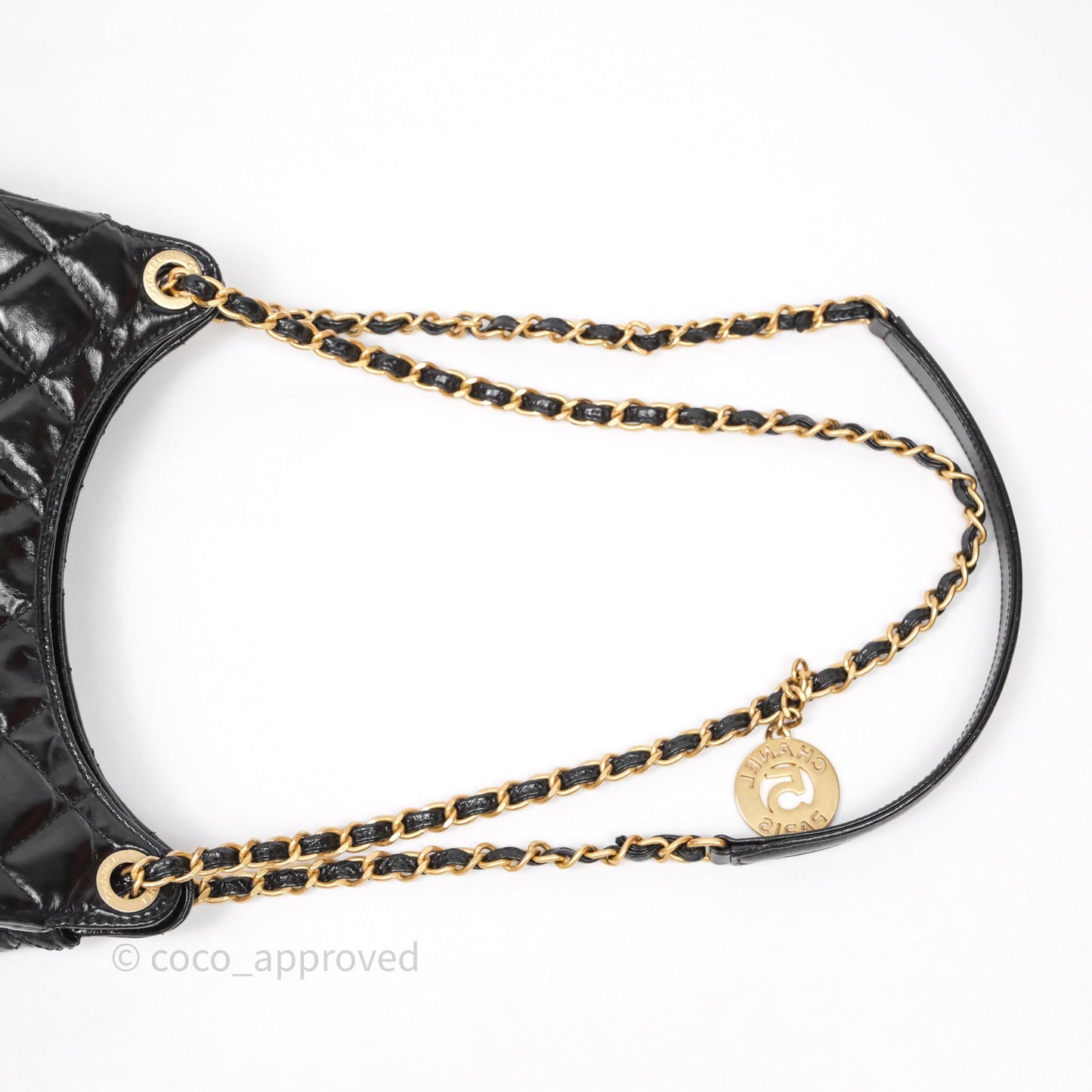 Chanel Medium Quilted Wavy CC Hobo Black Shiny Crumpled Calfskin Aged Gold Hardware