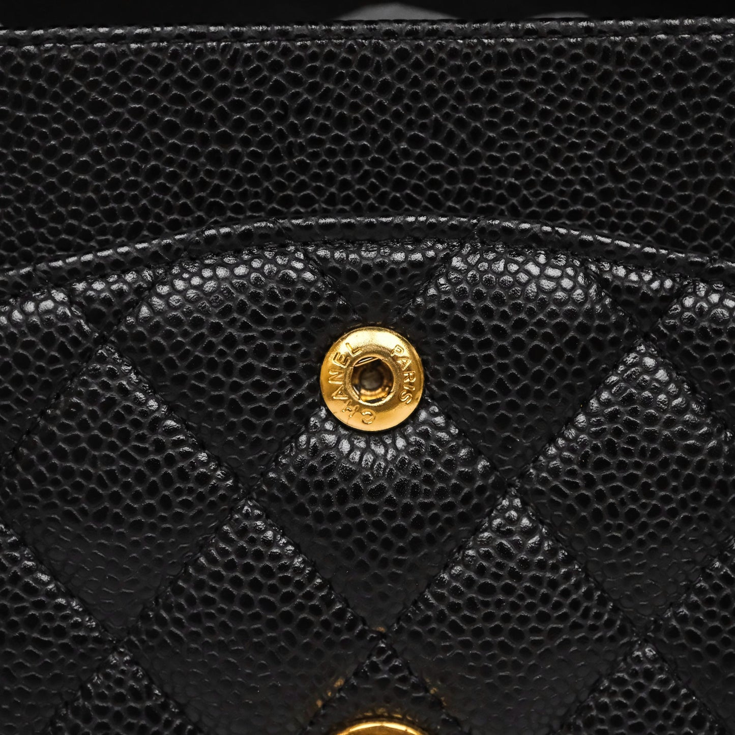Chanel Classic M/L Medium Flap Quilted Black Caviar Gold Hardware