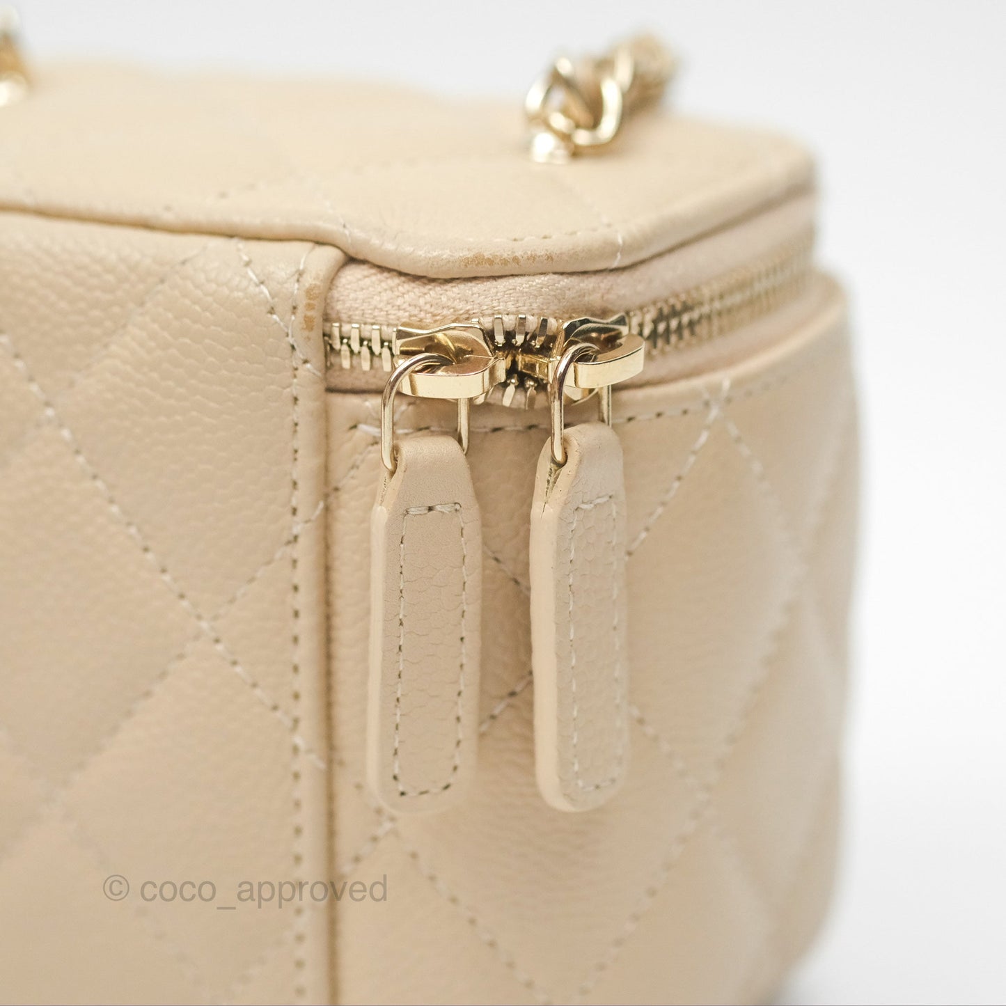 Chanel Mini Vanity With CC Chain Light Beige Caviar Gold Hardware