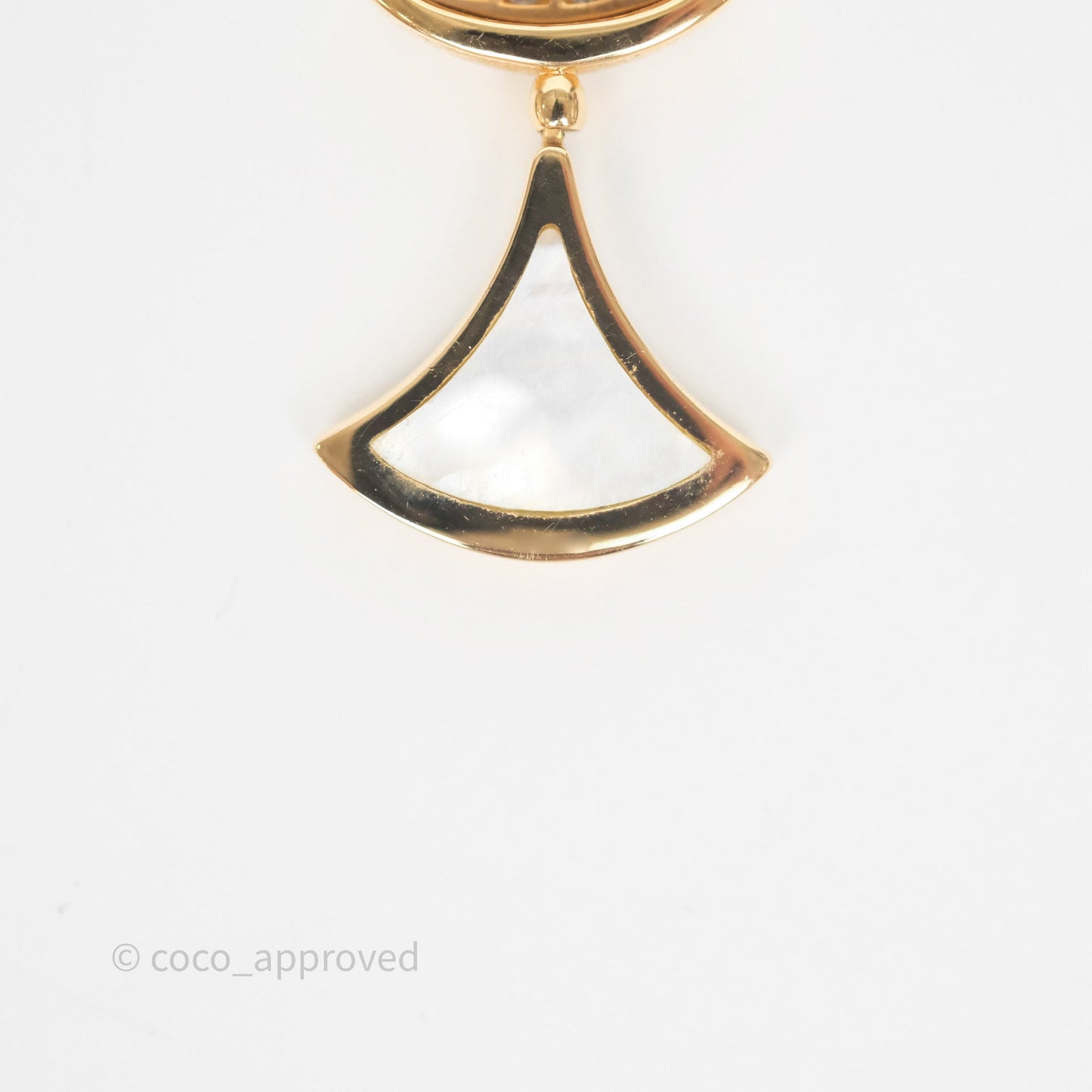 Bvlgari Divas' Dream Earrings Diamonds Mother of Pearl