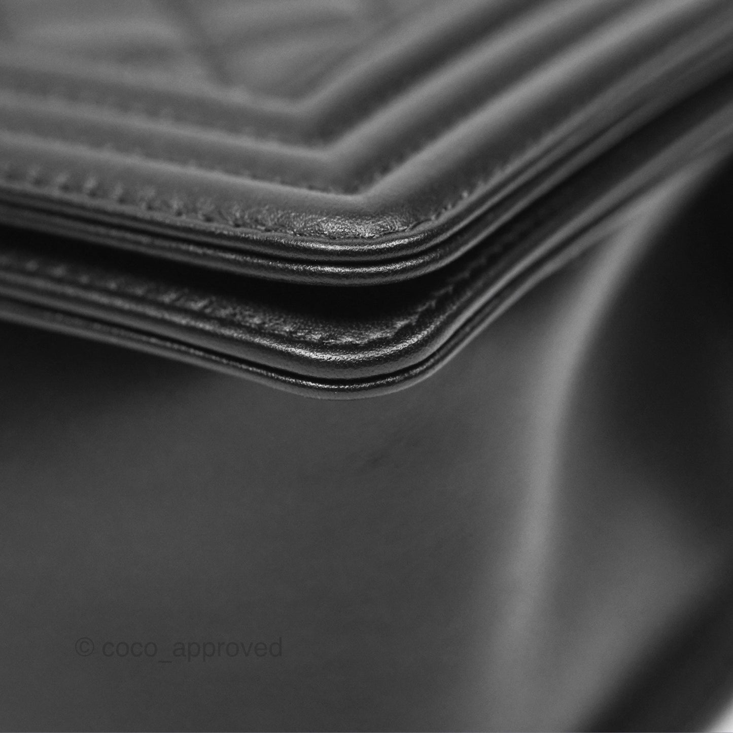 Chanel Medium Boy Quilted Black Calfskin Dark Silver Hardware