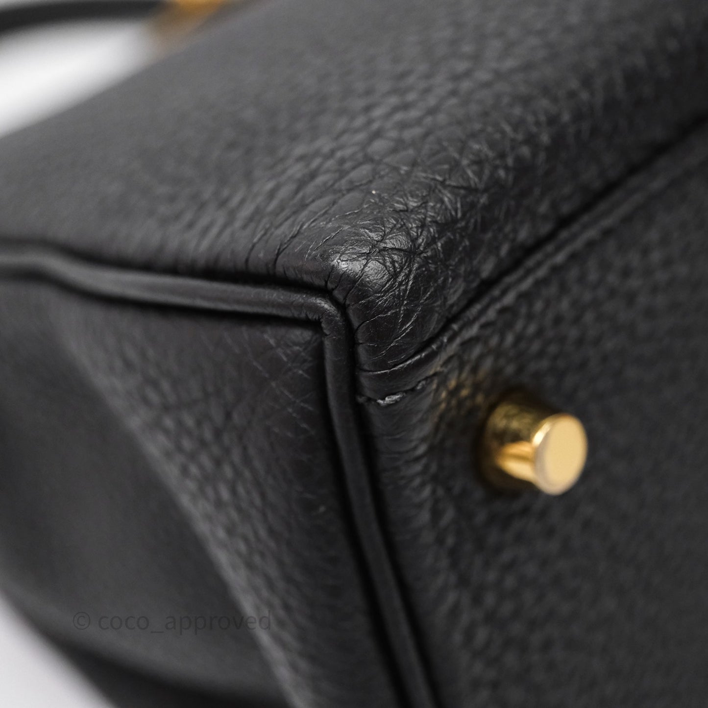 Hermès Kelly 28 Noir 89 Togo Gold Hardware