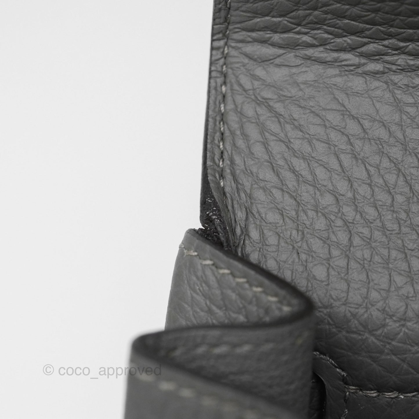 Hermès Kelly 28 Retourne Gris Meyer 0L Clemence Gold Hardware
