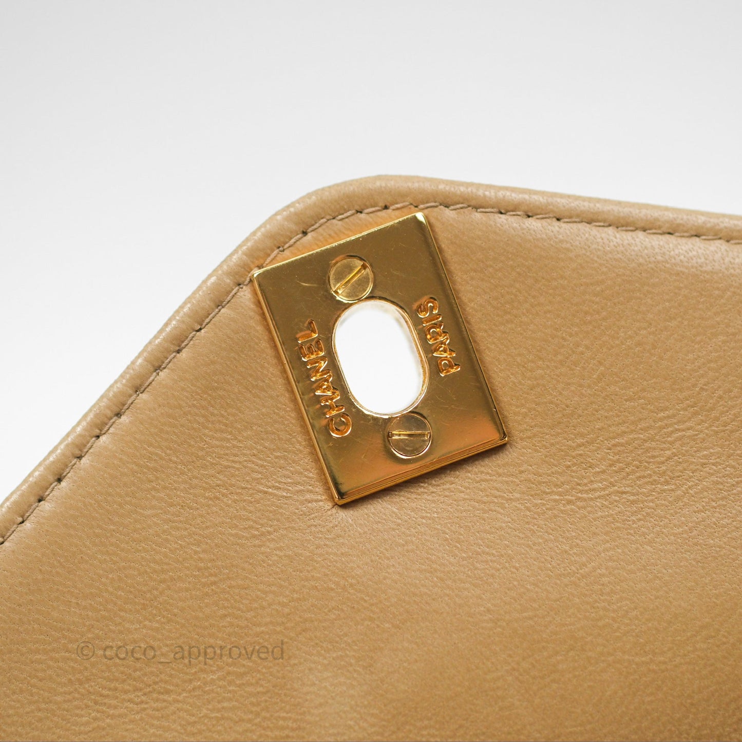 Chanel Vintage Medium Flap Chevron Beige Lambskin 24K Gold Hardware