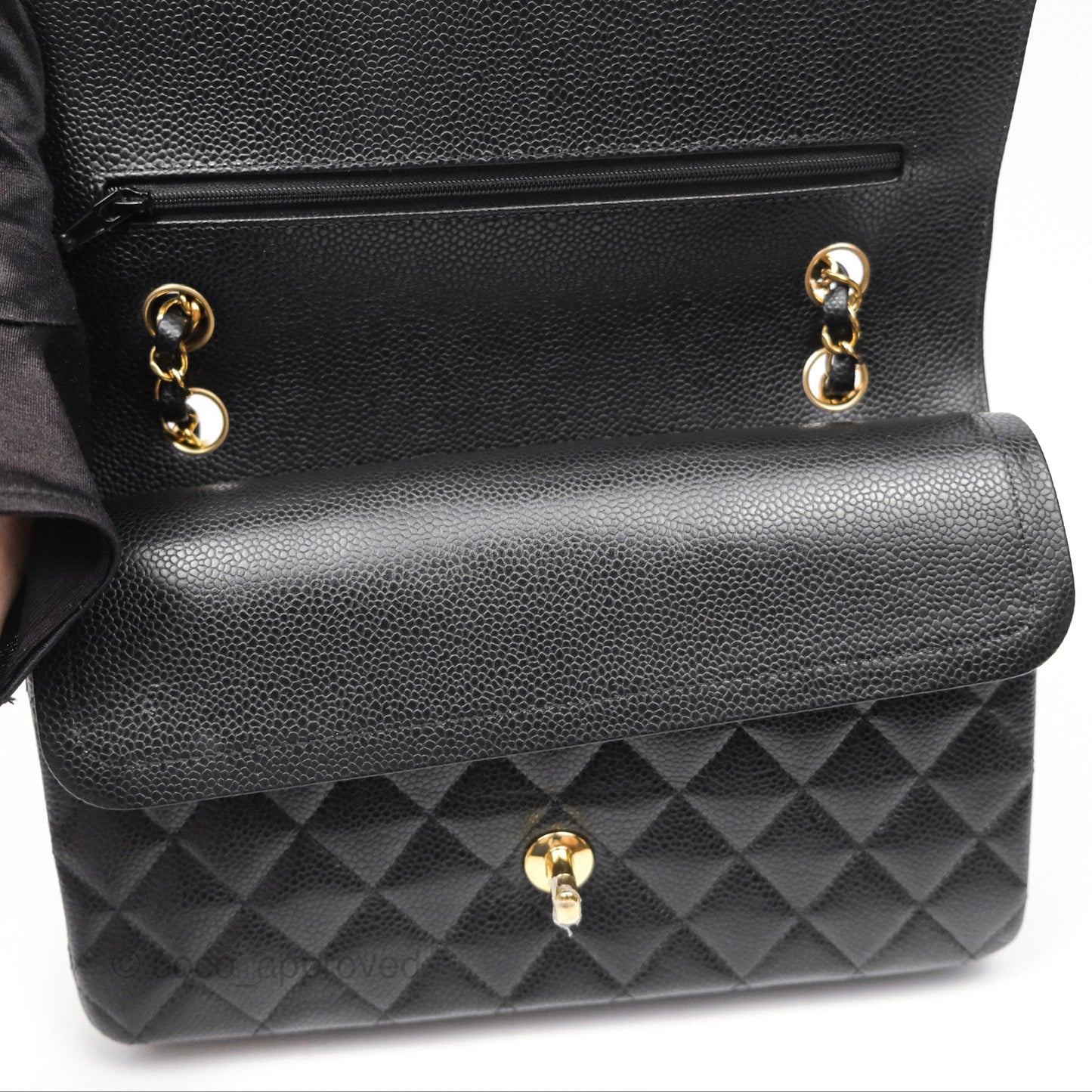 Chanel Classic M/L Medium Flap Quilted Black Caviar Gold Hardware