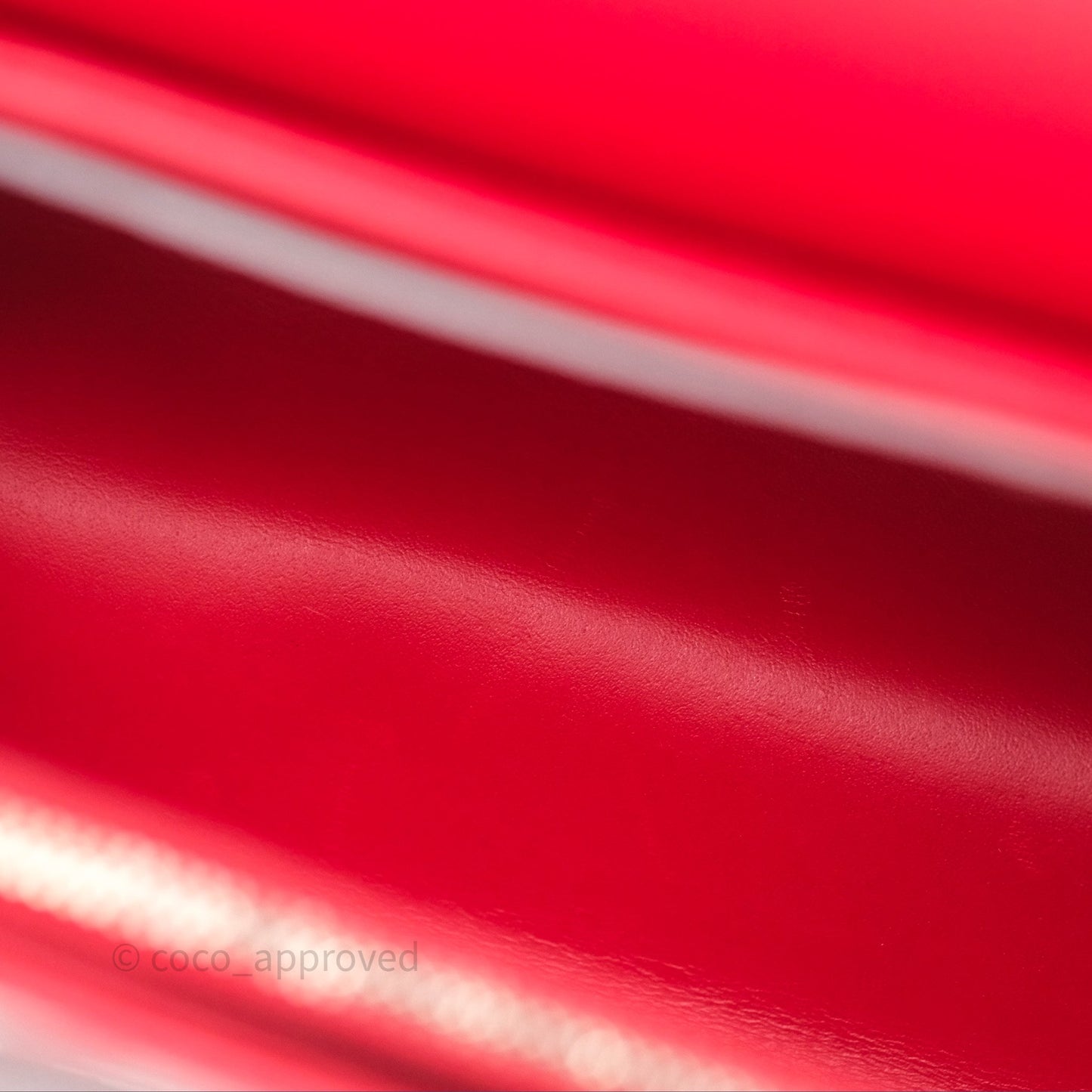 Louis Vuitton x Yayoi Kusama Twist MM Red/ White Epi Silver Hardware