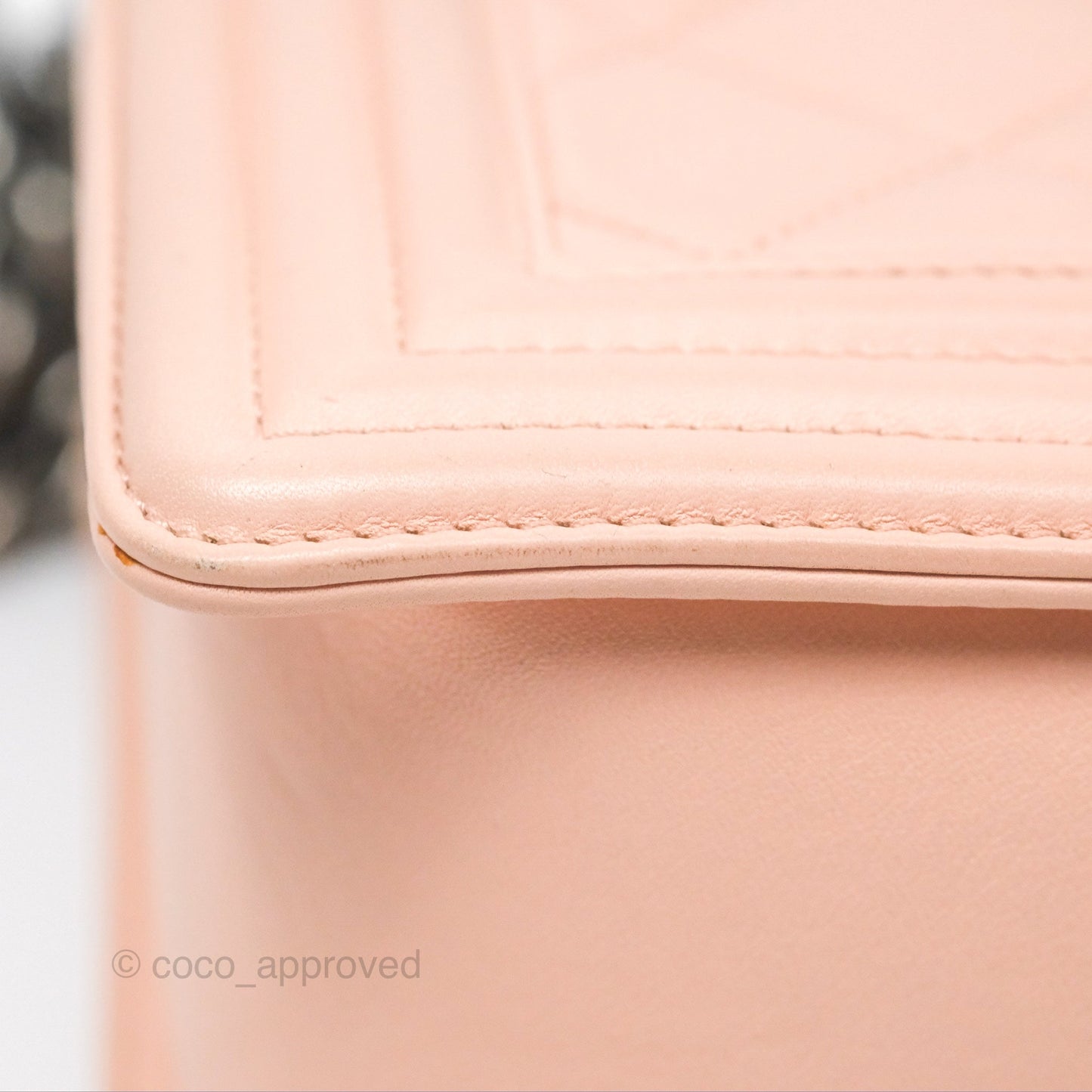 Chanel Quilted New Medium Boy Pink Lambskin Ruthenium Hardware