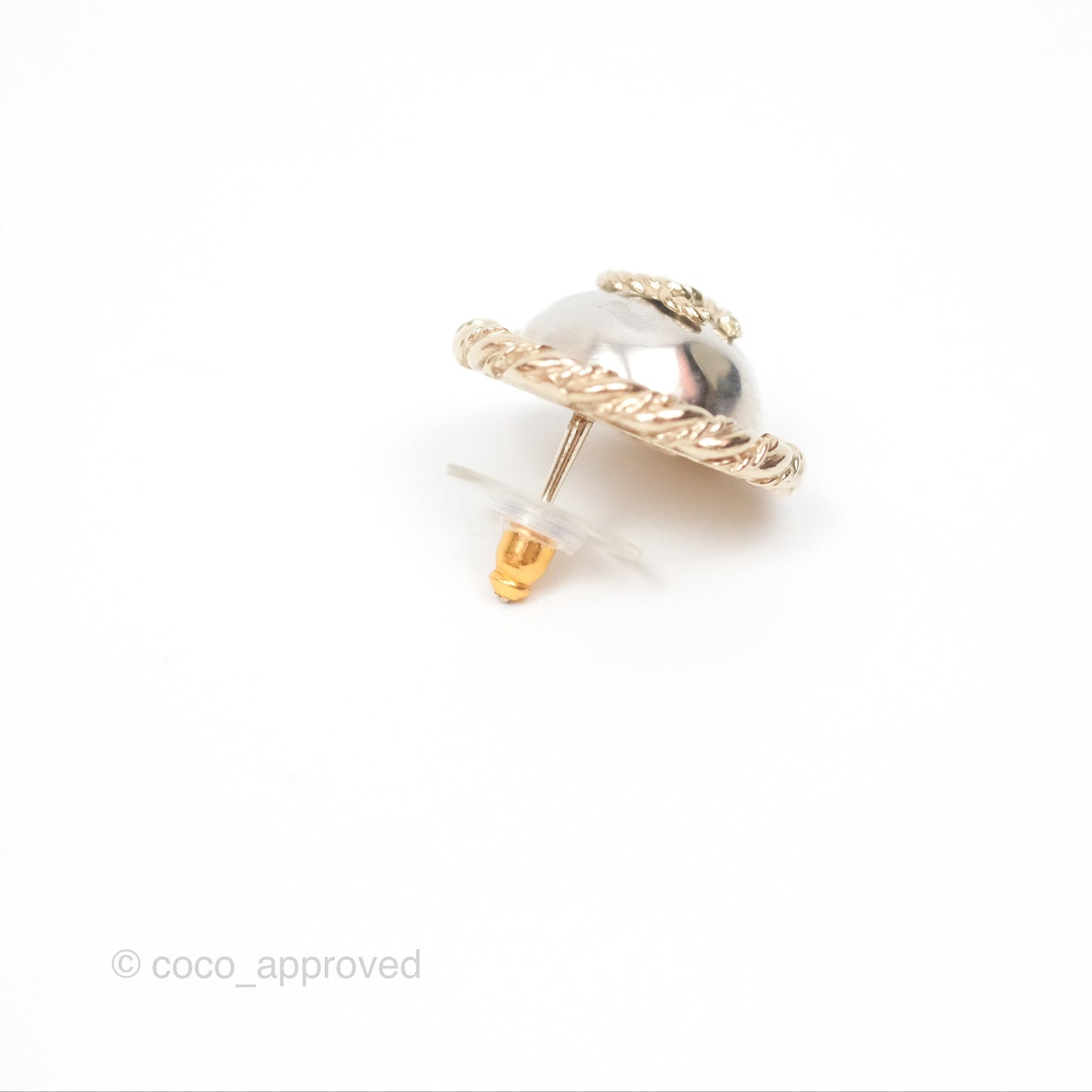 Chanel CC Round Earrings Gold Tone 15B