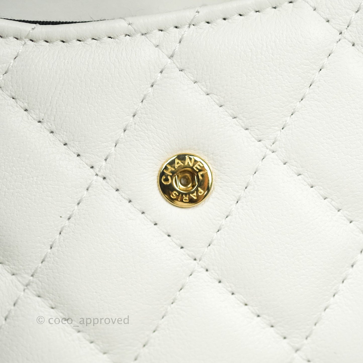 Chanel Flap Card Holder With Pearl Chain White Calfskin Aged Gold Hardware