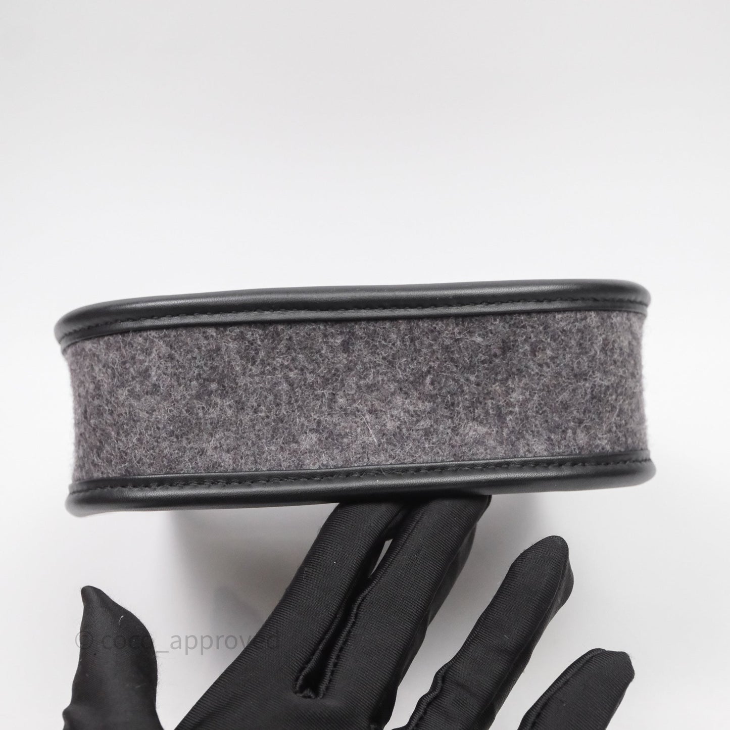 Hermès Mini Evelyne 16 Graphite 88 / Noir 89 Wool Swift Palladium Hardware