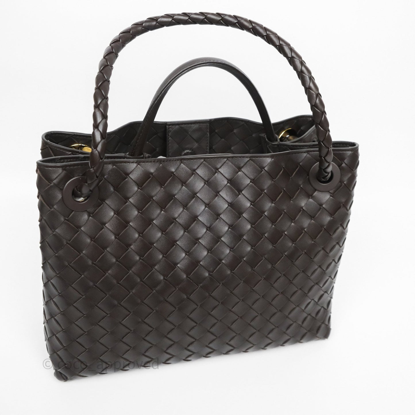 Bottega Veneta Medium Andiamo Bag Fondant Brown Intrecciato Lambskin