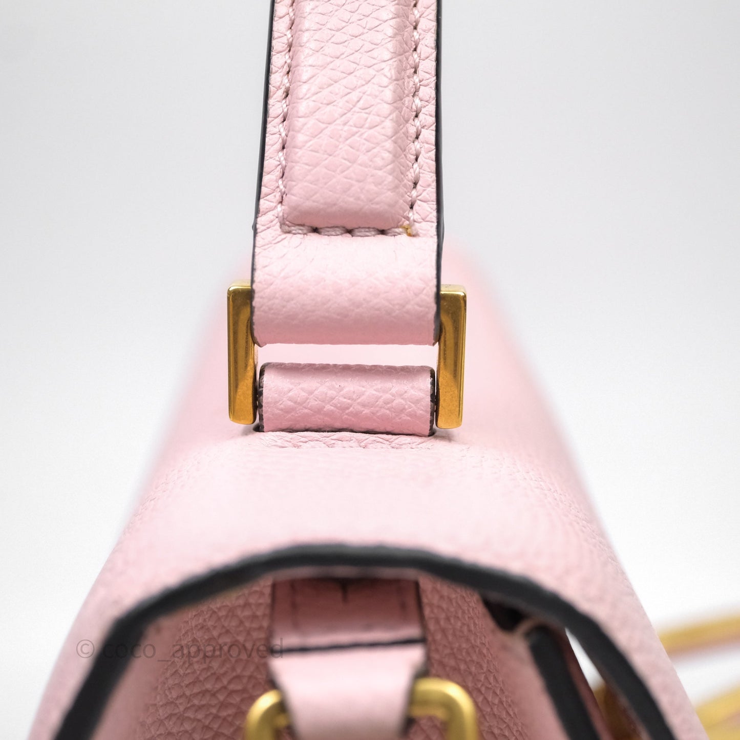 Valentino Garavani Small Vsling Grainy Calfskin Bag Light Pink Aged Gold Hardware