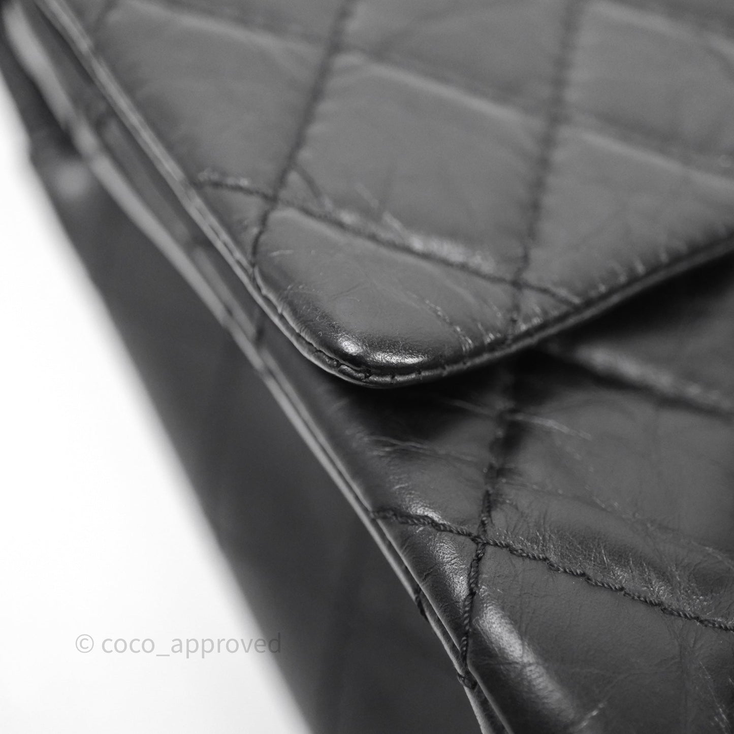 Chanel Reissue 226 Quilted Aged Calfskin Black Aged Gold Hardware