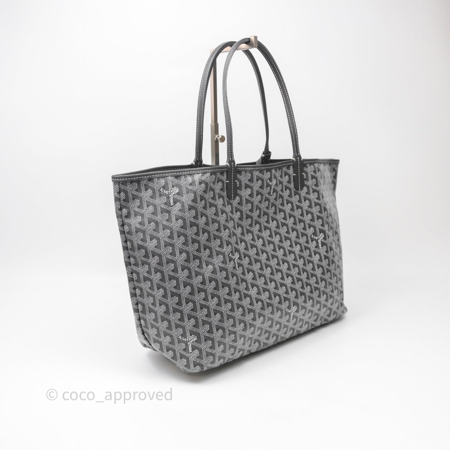 Goyard St Louis Tote PM ⁣⁣⁣⁣⁣⁣⁣⁣⁣⁣⁣⁣⁣⁣⁣⁣⁣⁣⁣⁣Grey