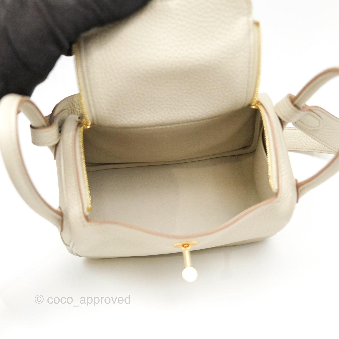 Hermès Mini Lindy 20 Beton Clemence Gold Hardware