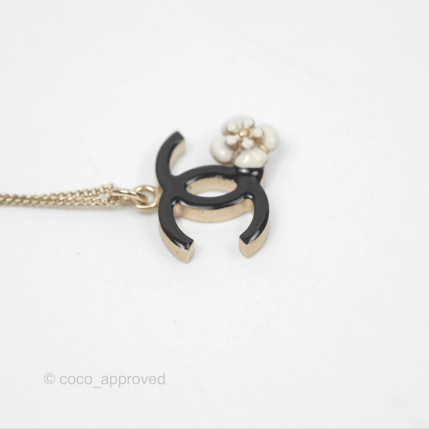 Chanel Black CC Necklace Gold Tone 9A
