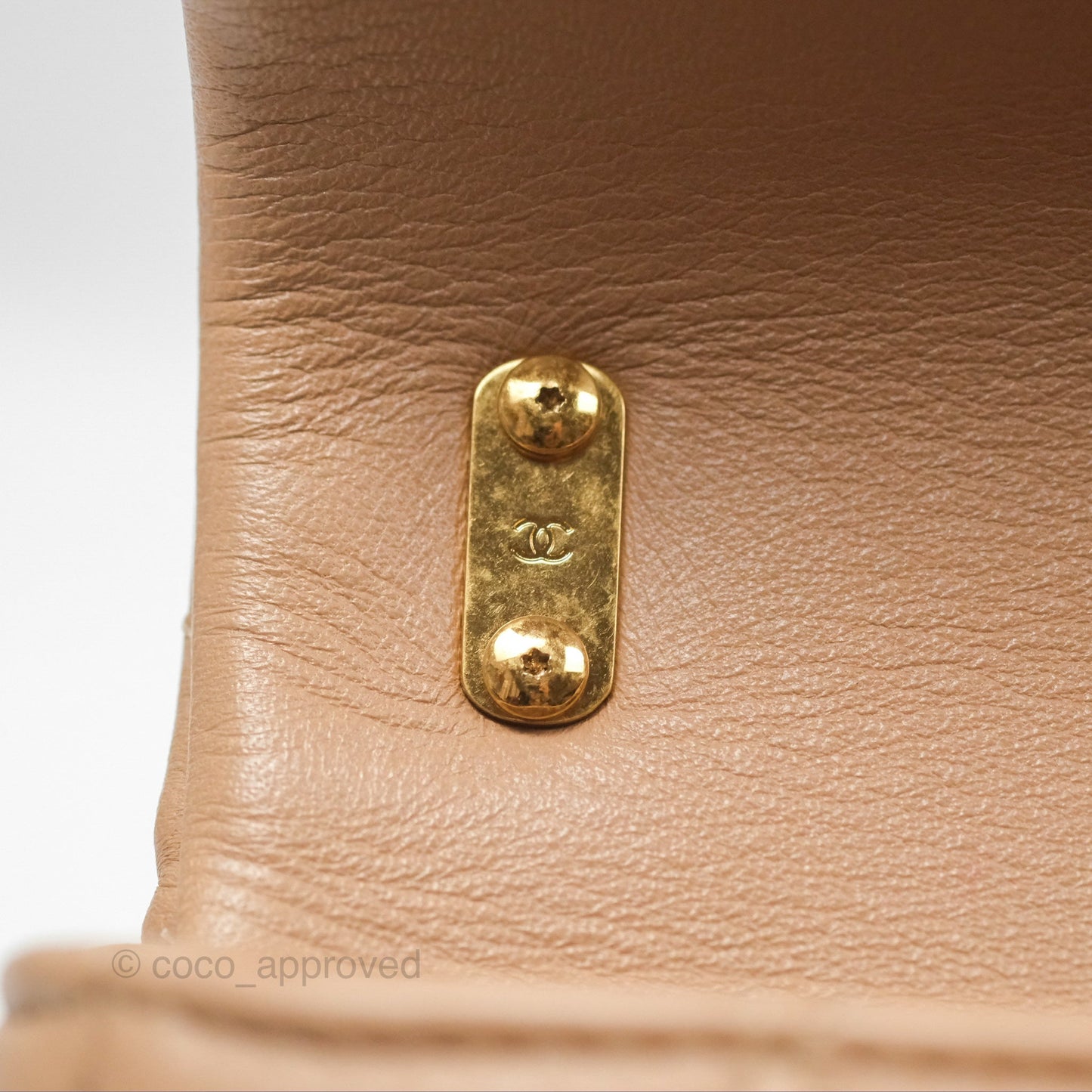 Chanel Small Chunky Chain Flap Bag Lambskin Beige Aged Gold Hardware 22S