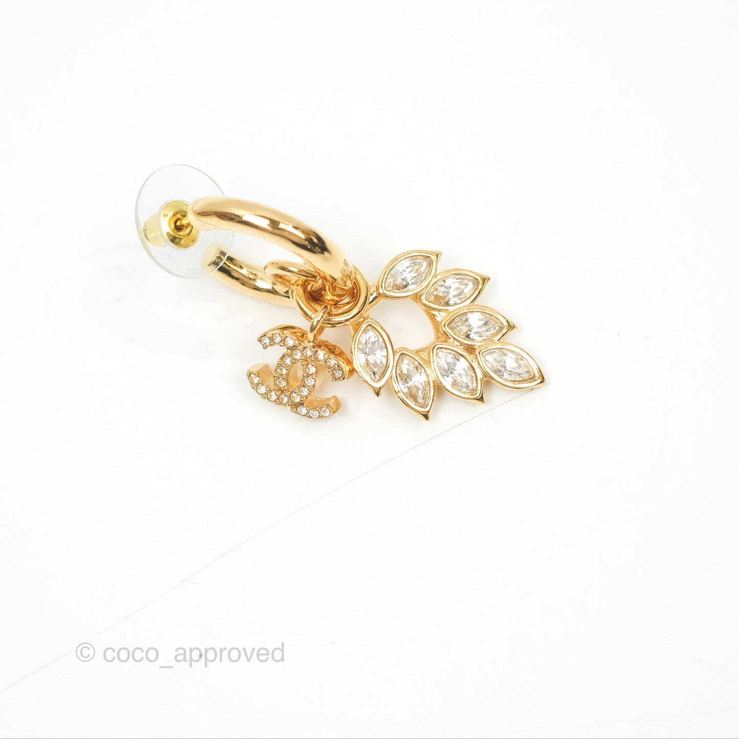Chanel Leafy CC Drop Earrings Gold Tone 22K