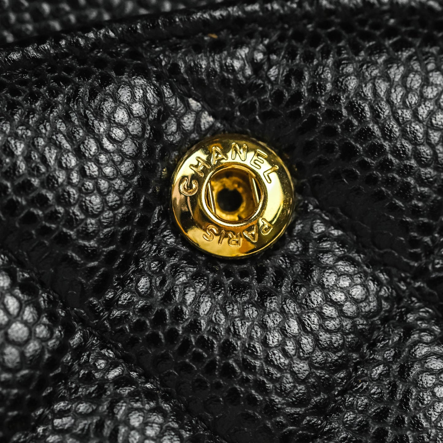 Chanel Quilted M/L Medium Double Flap Black Caviar Gold Hardware