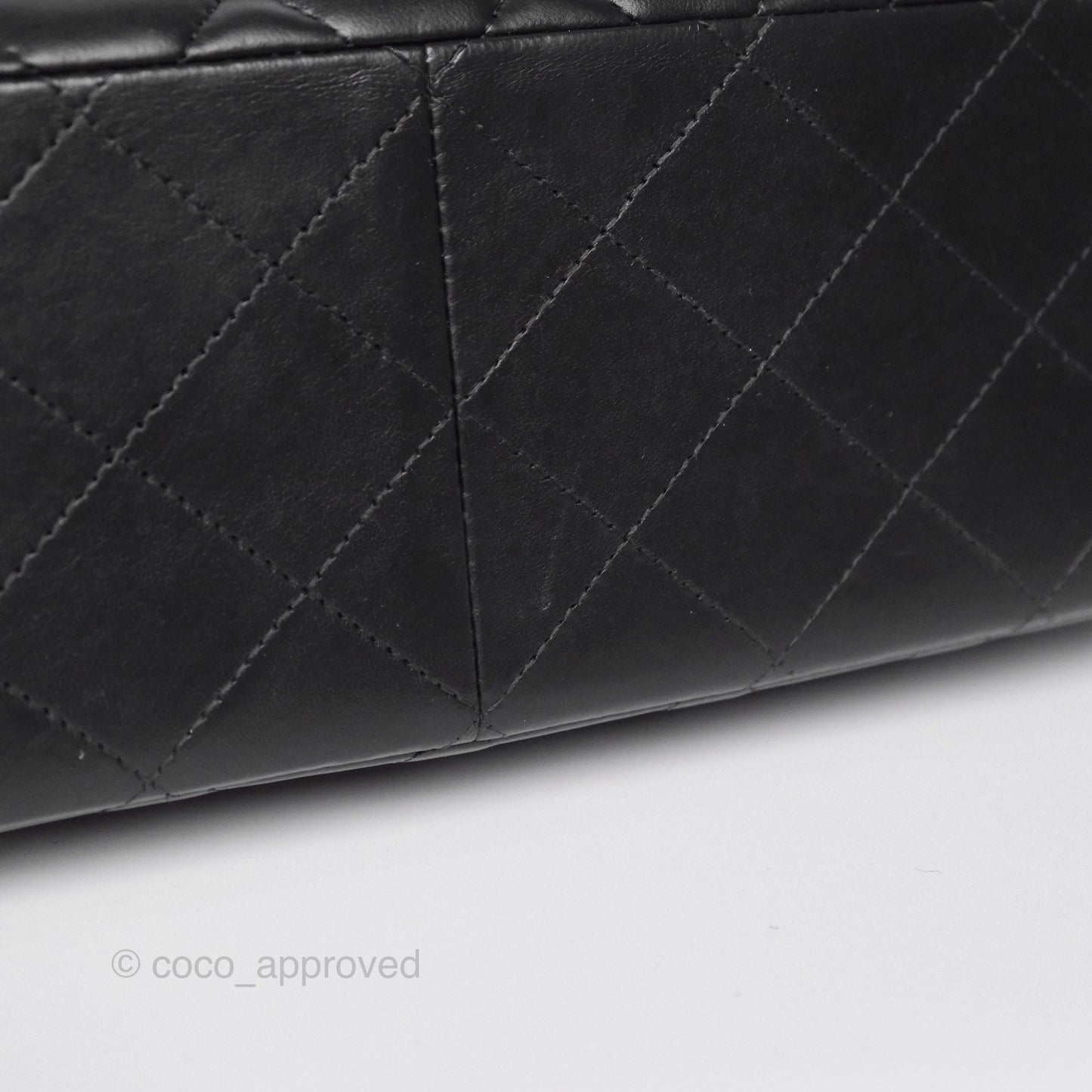Chanel Jumbo Double Flap Black Lambskin Gold Hardware⁣⁣
