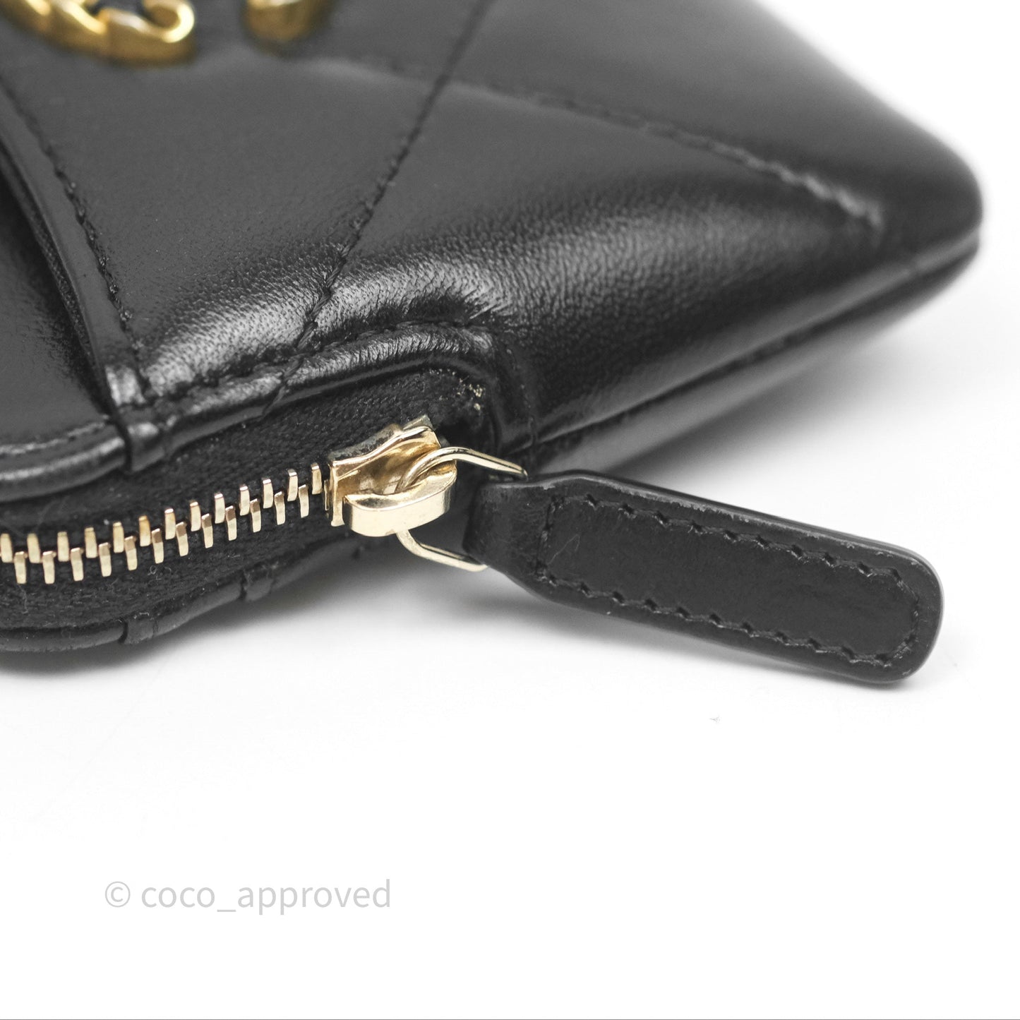 Chanel 19 Black Zipped Coin Purse Lambskin Gold Hardware
