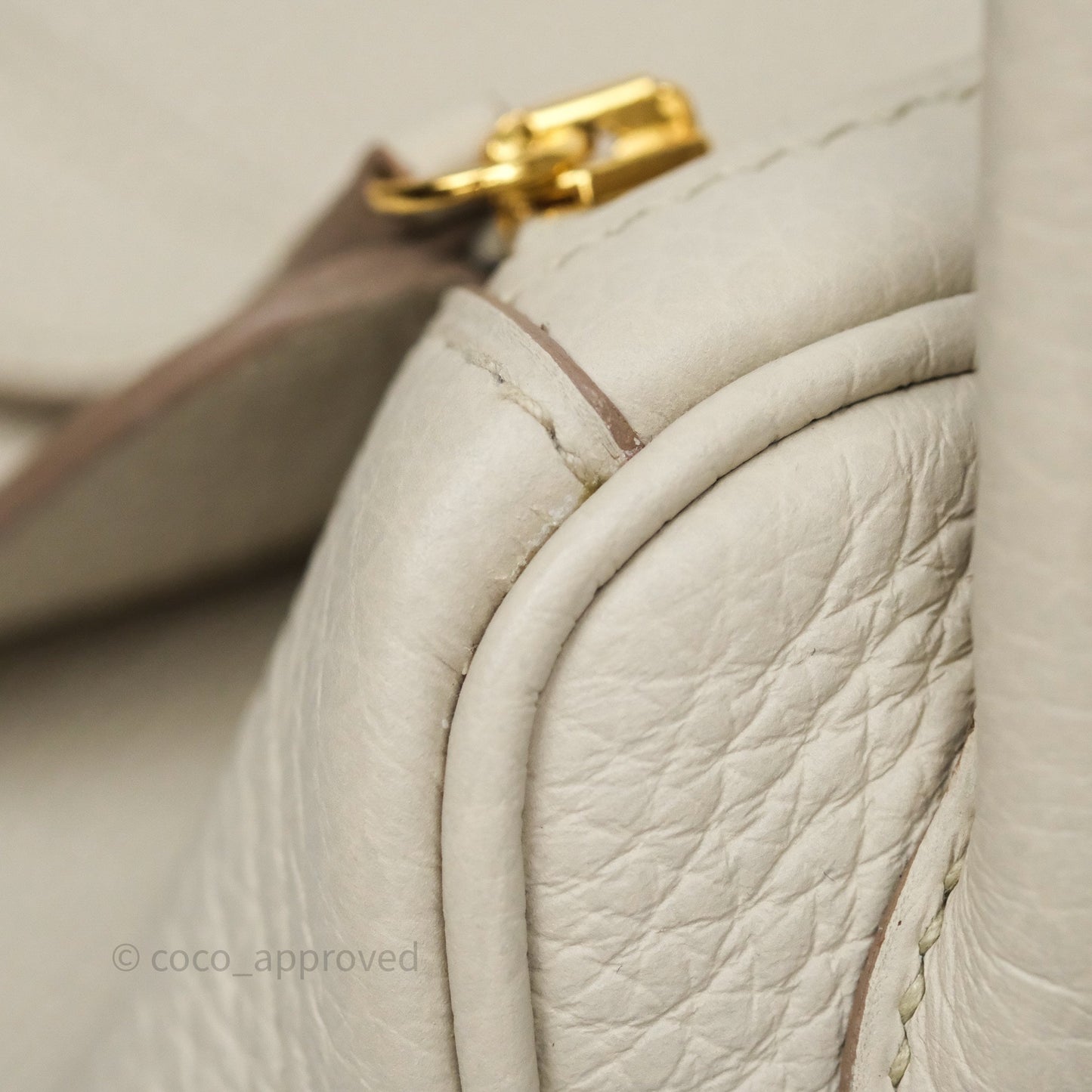 Hermès Lindy 26 Beton 8L Clemence Gold Hardware