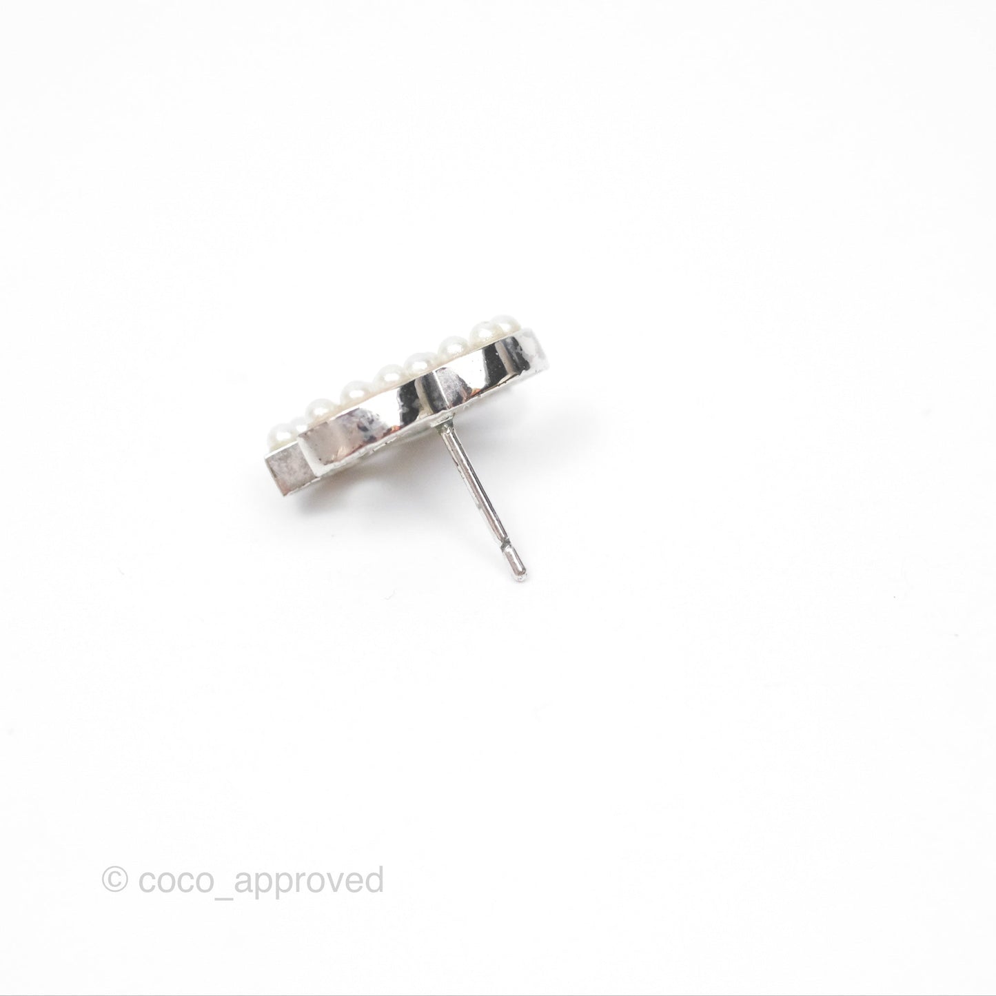 Chanel Pearl CC Earrings Silver Tone 07V