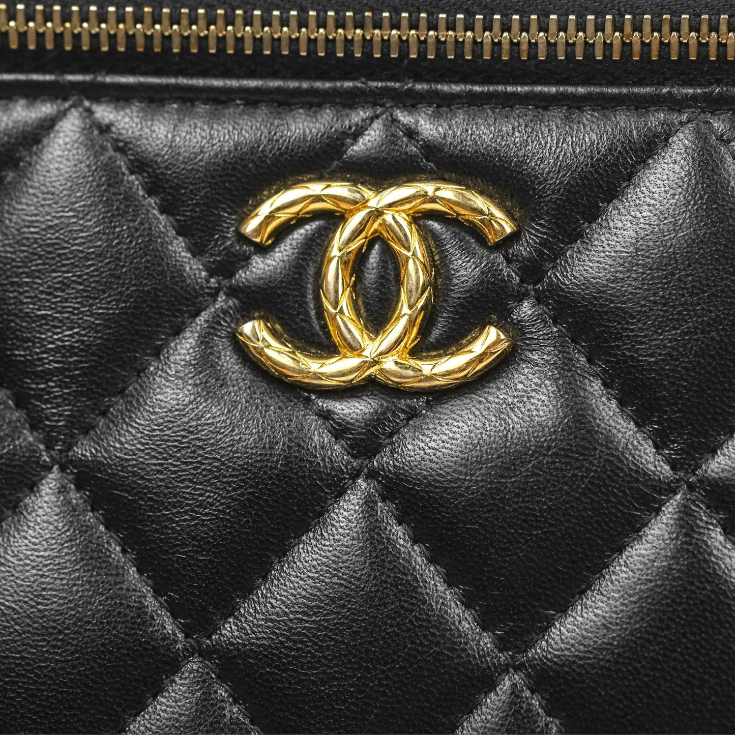 Chanel Vanity with Double Chain Black Shiny Crumpled Calfskin Gold Hardware 23S