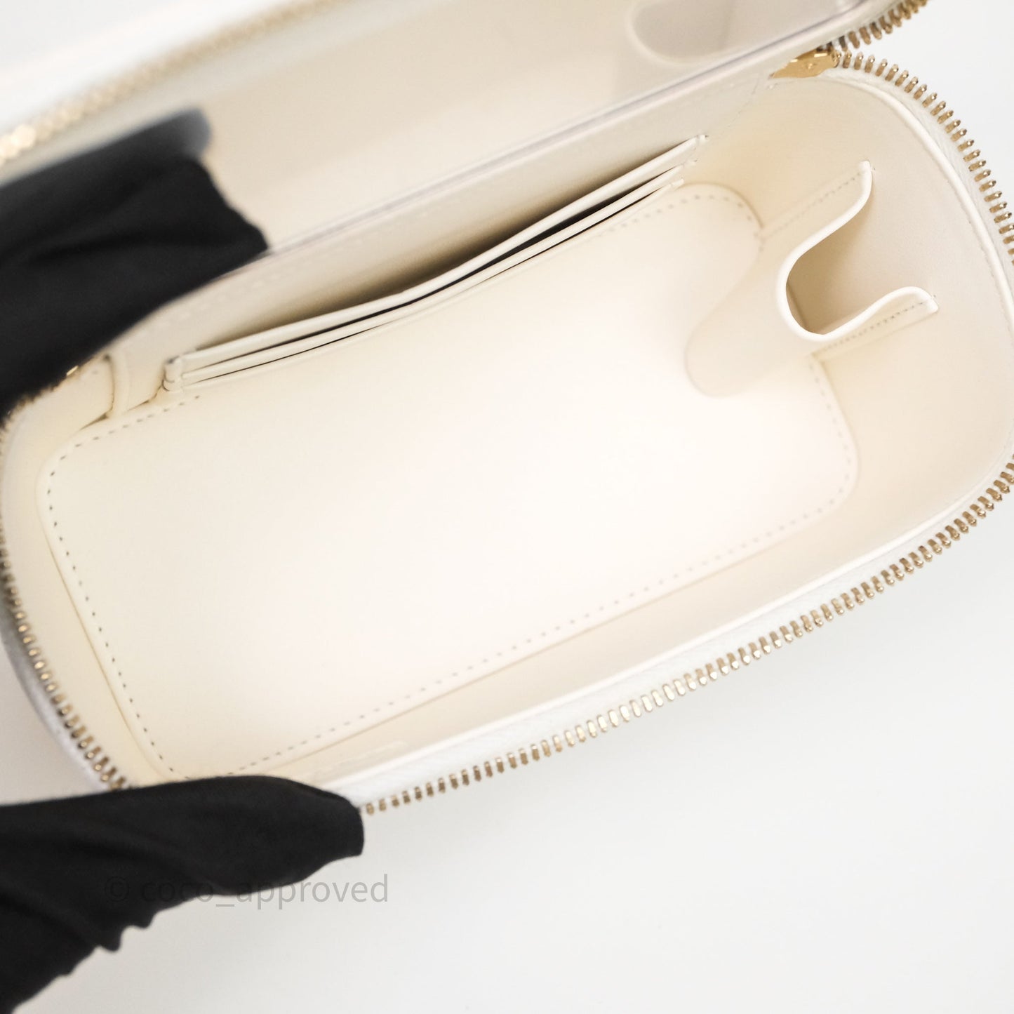 Chanel Classic Vanity Rectangular with Chain White Caviar Gold Hardware