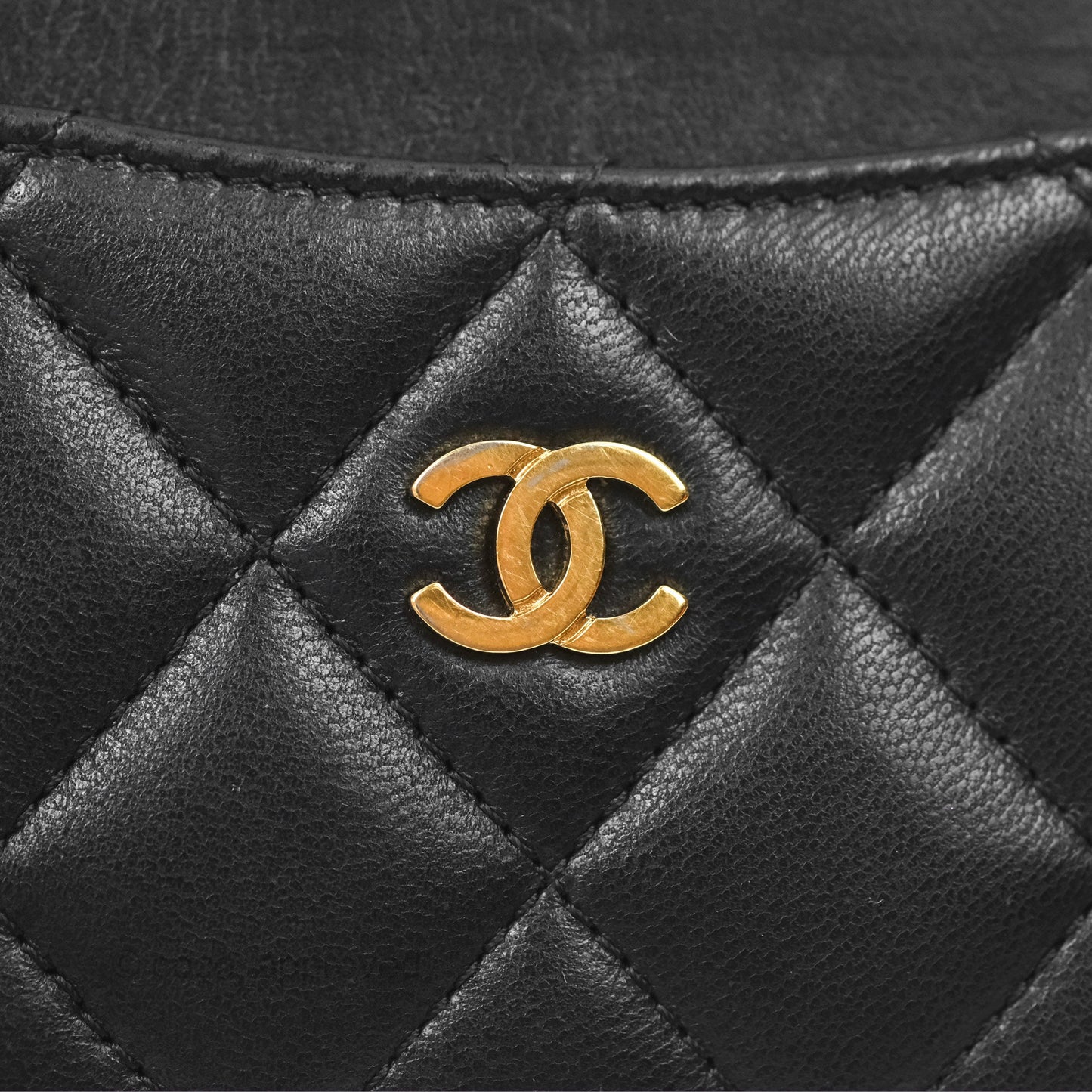 Chanel Classic Flat Card Holder Black Lambskin Gold Hardware