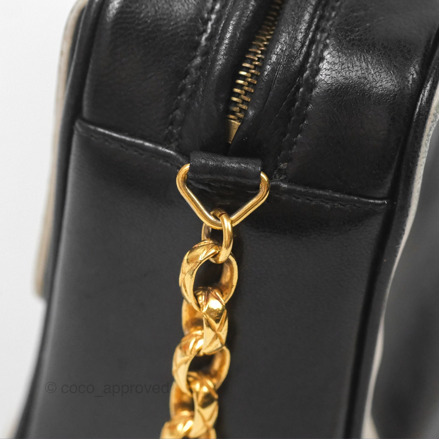 Chanel Vintage White CC Camera Bag Black Lambskin Gold Hardware