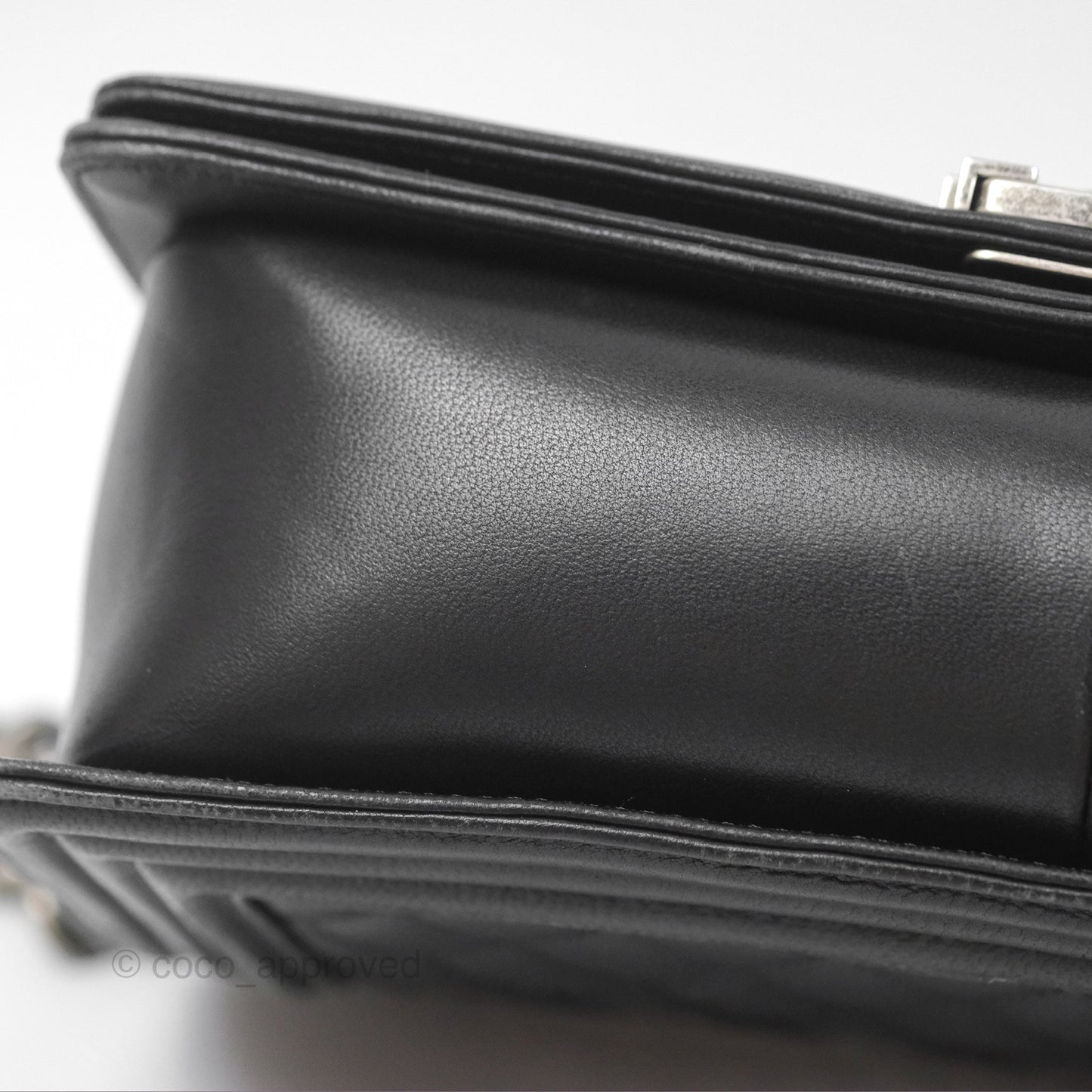 Chanel Quilted Medium Boy Black Lambskin Ruthenium Hardware