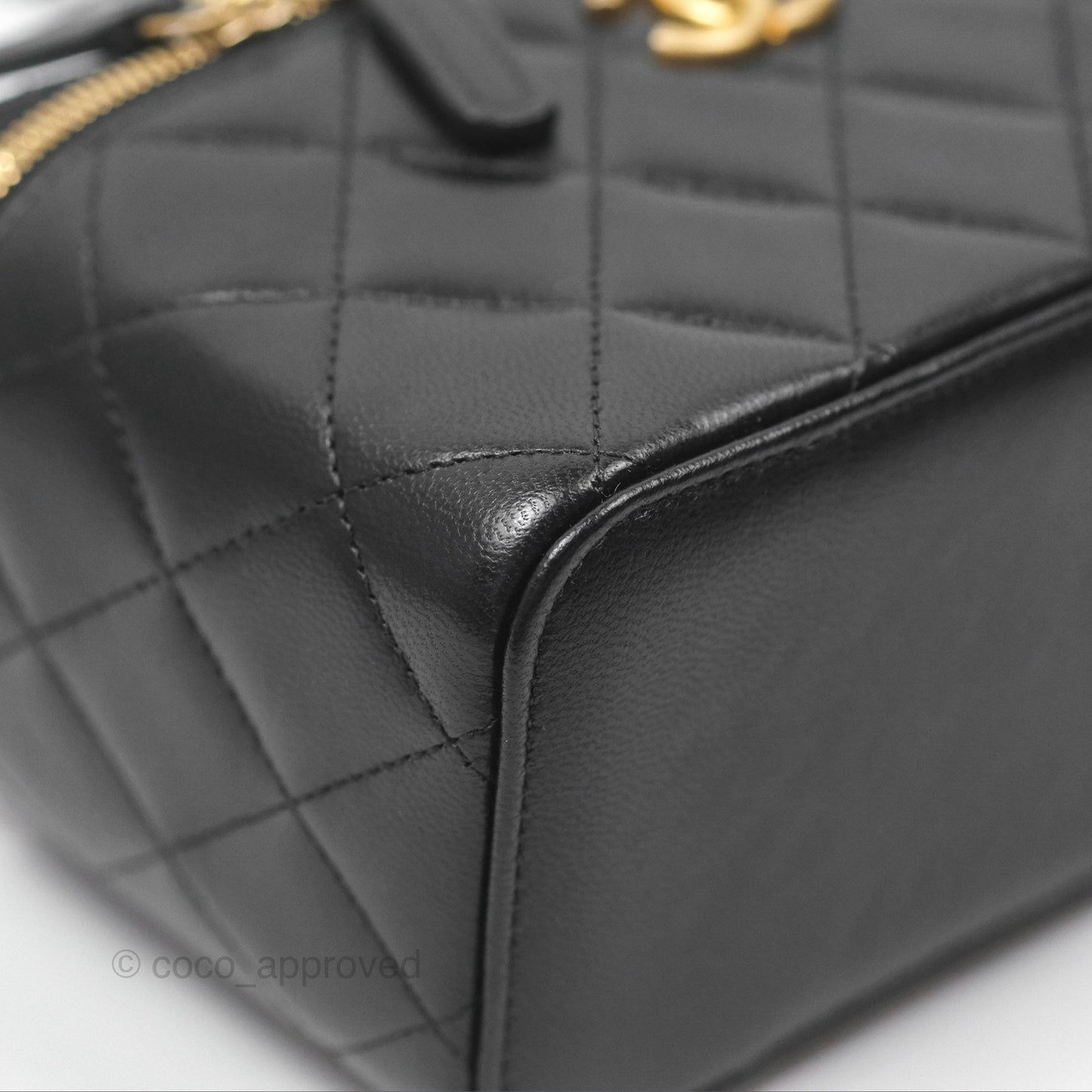 Chanel Vanity With Chain Black Goatskin Mixed Hardware