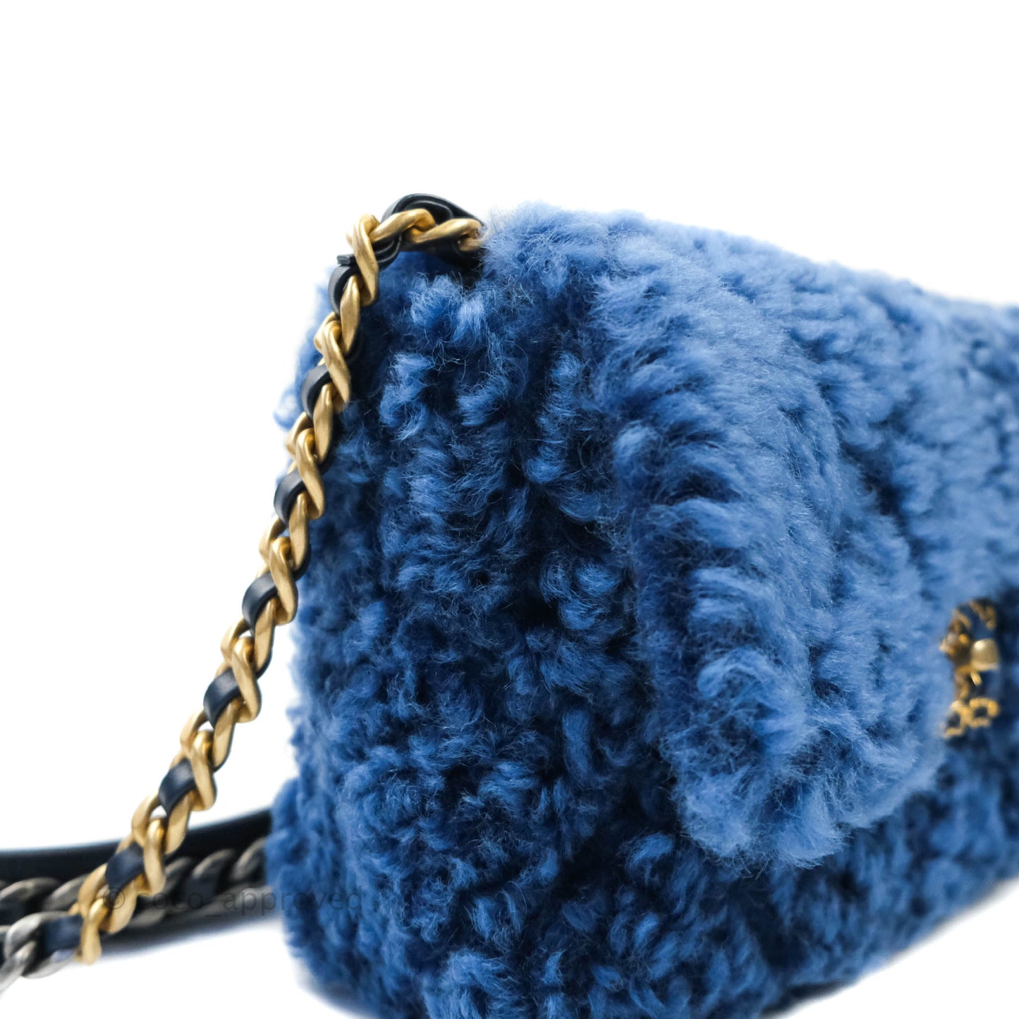 Chanel 19 Medium Shearling Blue Mixed Hardware 20A