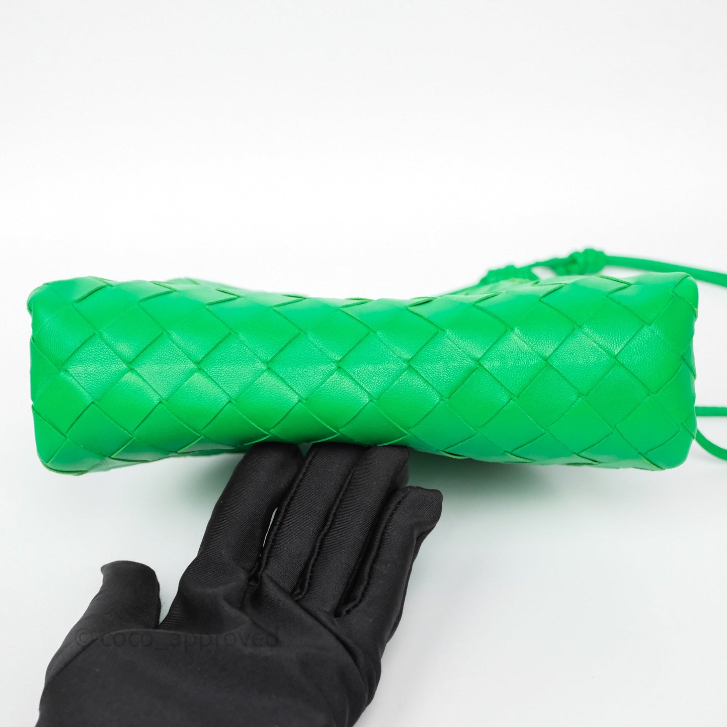 Bottega Veneta Mini Pouch Green Intrecciato Lambskin