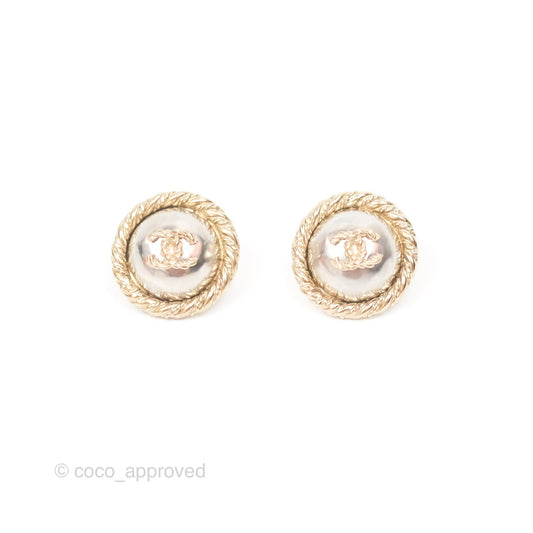 Chanel CC Round Earrings Gold Tone 15B