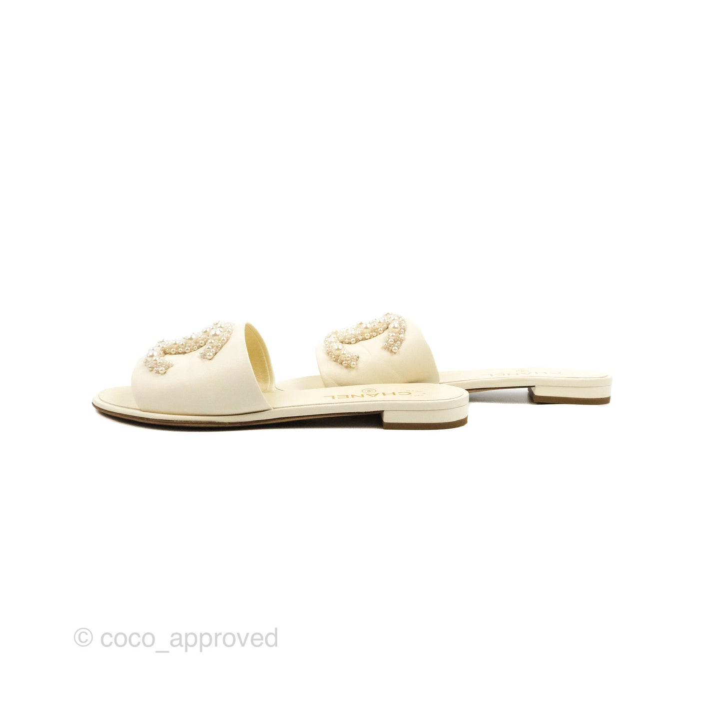 Chanel Ivory Slippers Pearl 37.5C