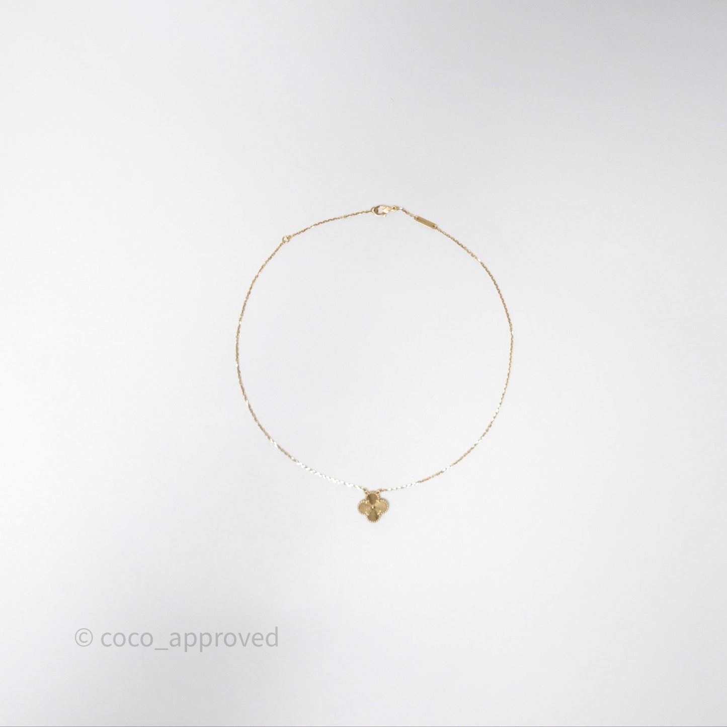 Van Cleef & Arpels Vintage Alhambra Pendant 18K Yellow Gold Guilloche