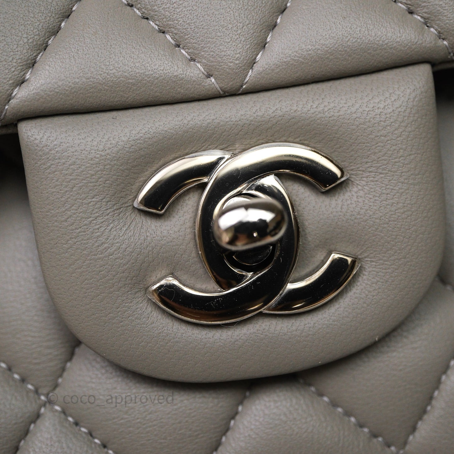 Chanel Classic M/L Medium Flap Quilted Grey Lambskin Silver Hardware