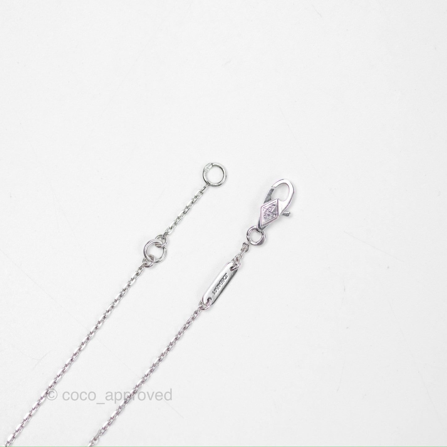 Van Cleef & Arpels Sweet Alhambra 1 Motif Bracelet White Gold