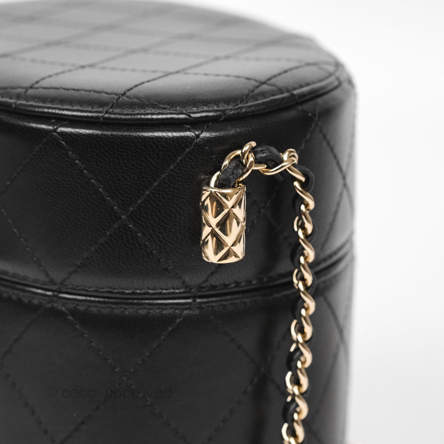 Chanel Quilted Round Vanity Clutch With Chain Black Lambskin Gold Hardware