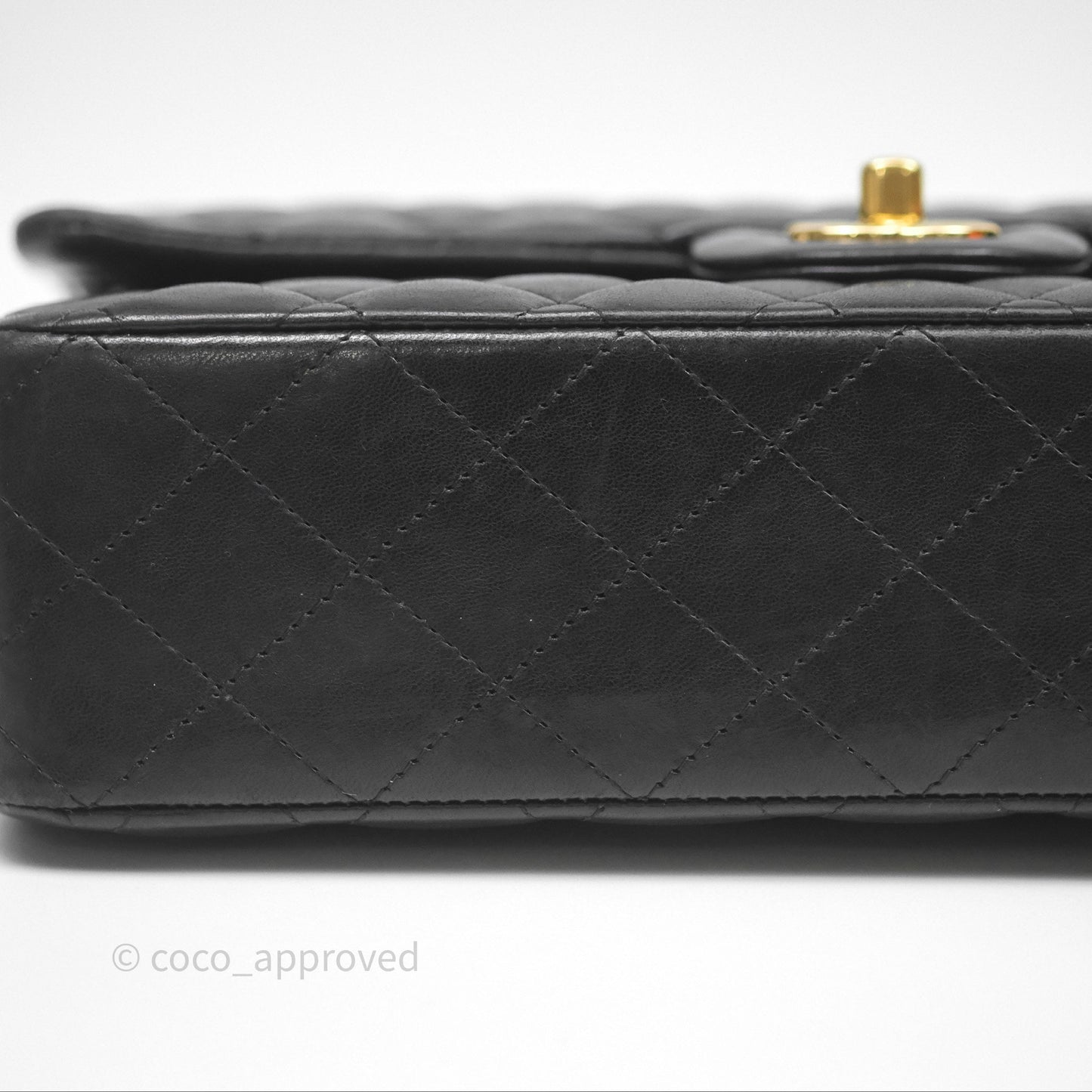 Chanel Classic M/L Medium Flap Quilted Black Lambskin Gold Hardware