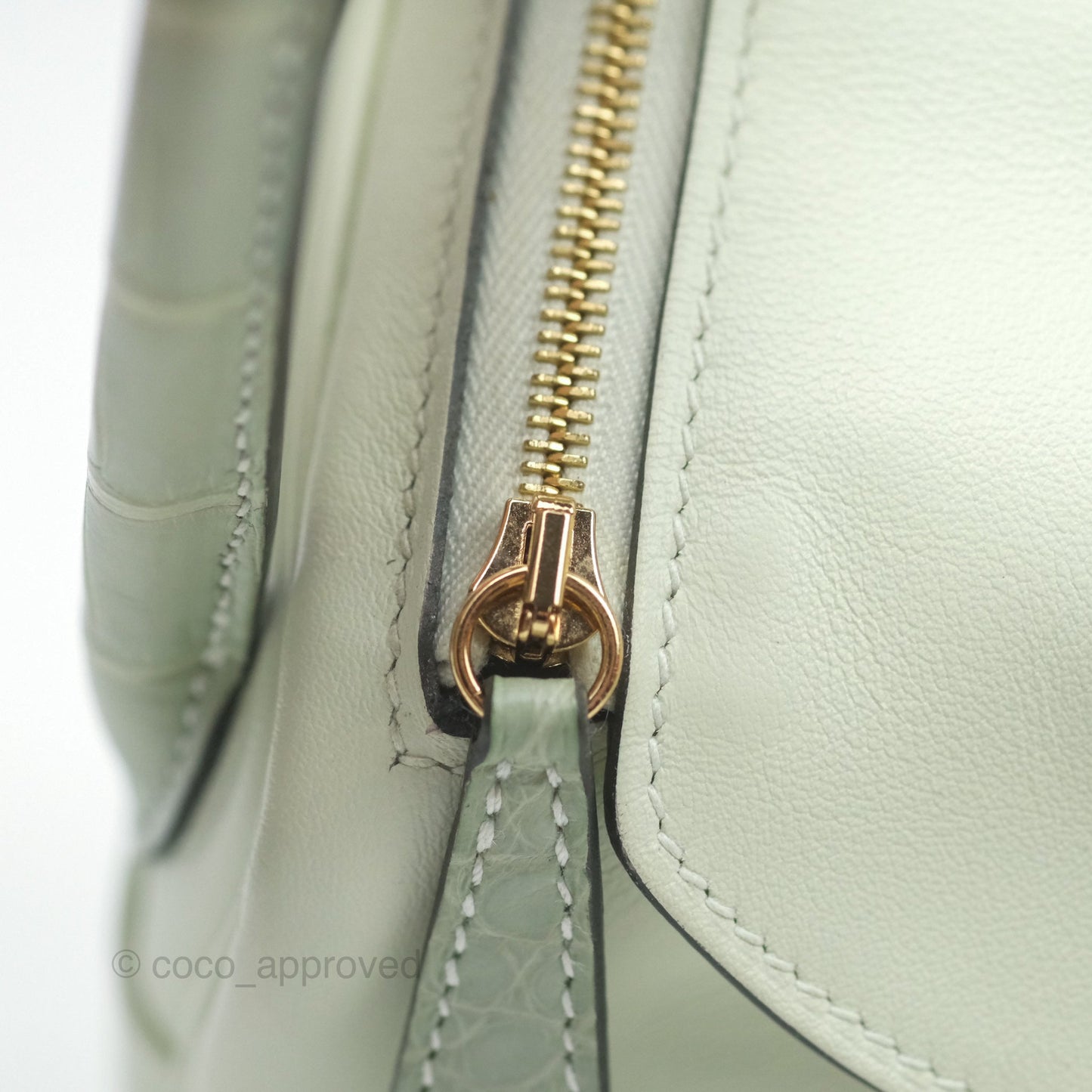 Hermès Mini Lindy Touch Vert Fizz 0S Swift Alligator Handle Gold Hardware