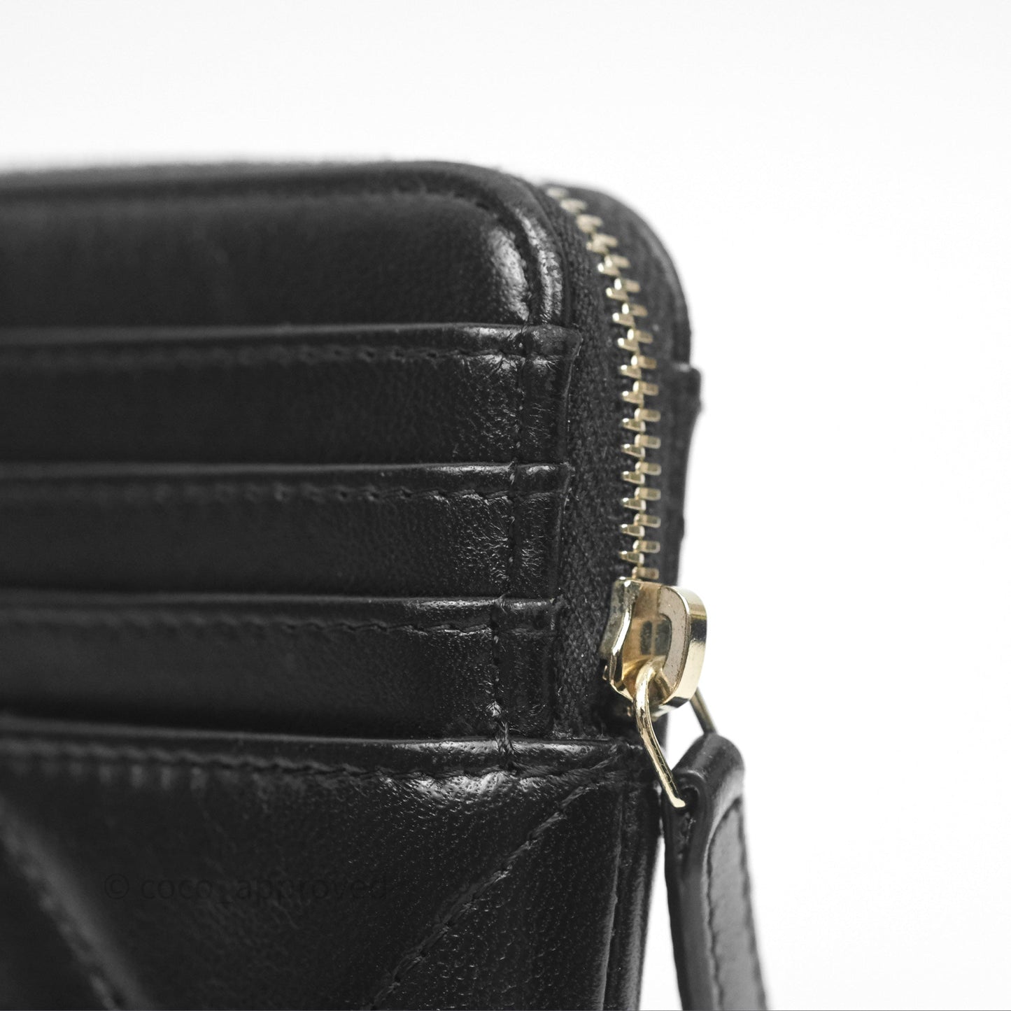 Chanel 19 Black Zipped Coin Purse Lambskin Gold Hardware