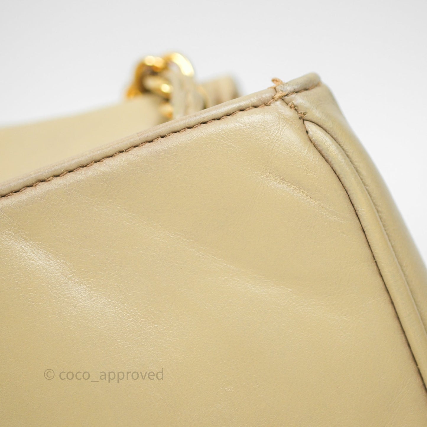 Chanel Vintage CC Flap Bag Beige Lambskin Gold Hardware