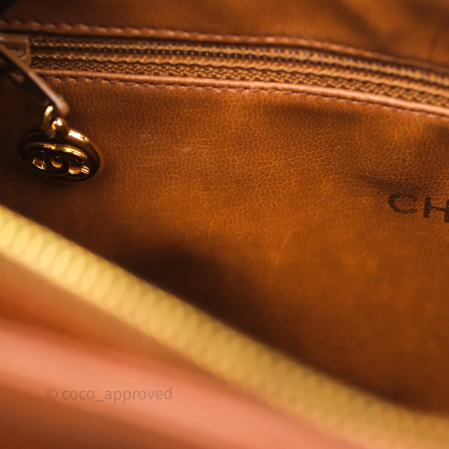 Chanel Vintage Tote Caramel Caviar 24K Gold Hardware