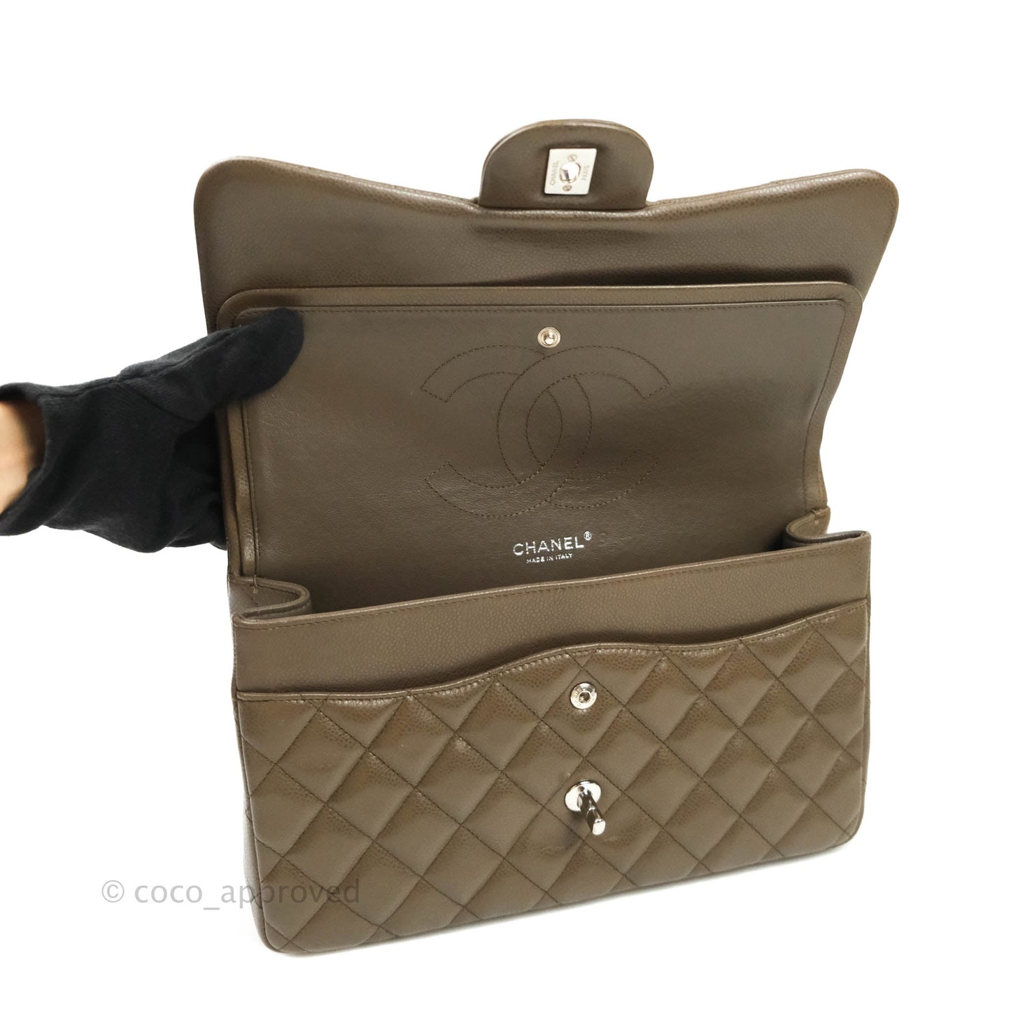 Chanel Jumbo Double Flap Taupe Caviar Silver Hardware⁣⁣