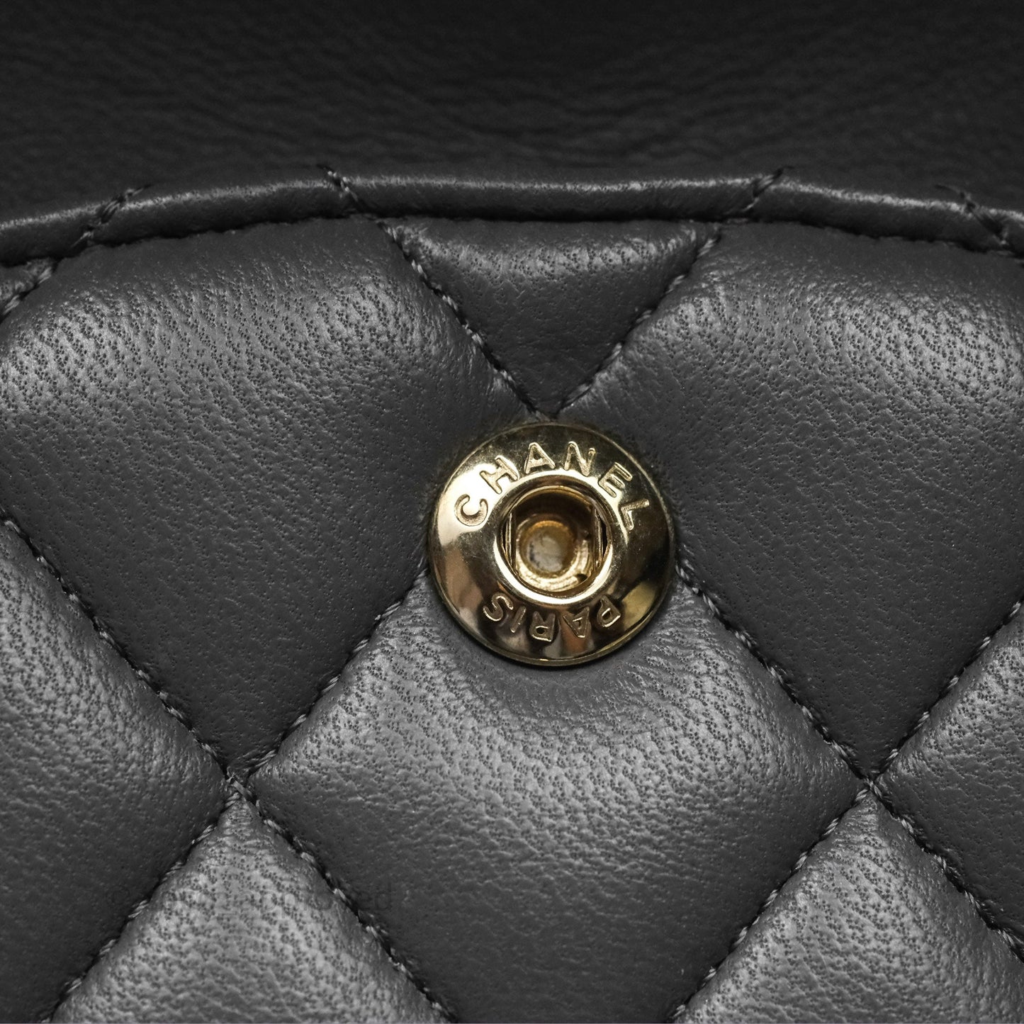Chanel Classic M/L Medium Flap Quilted Grey Lambskin Gold Hardware