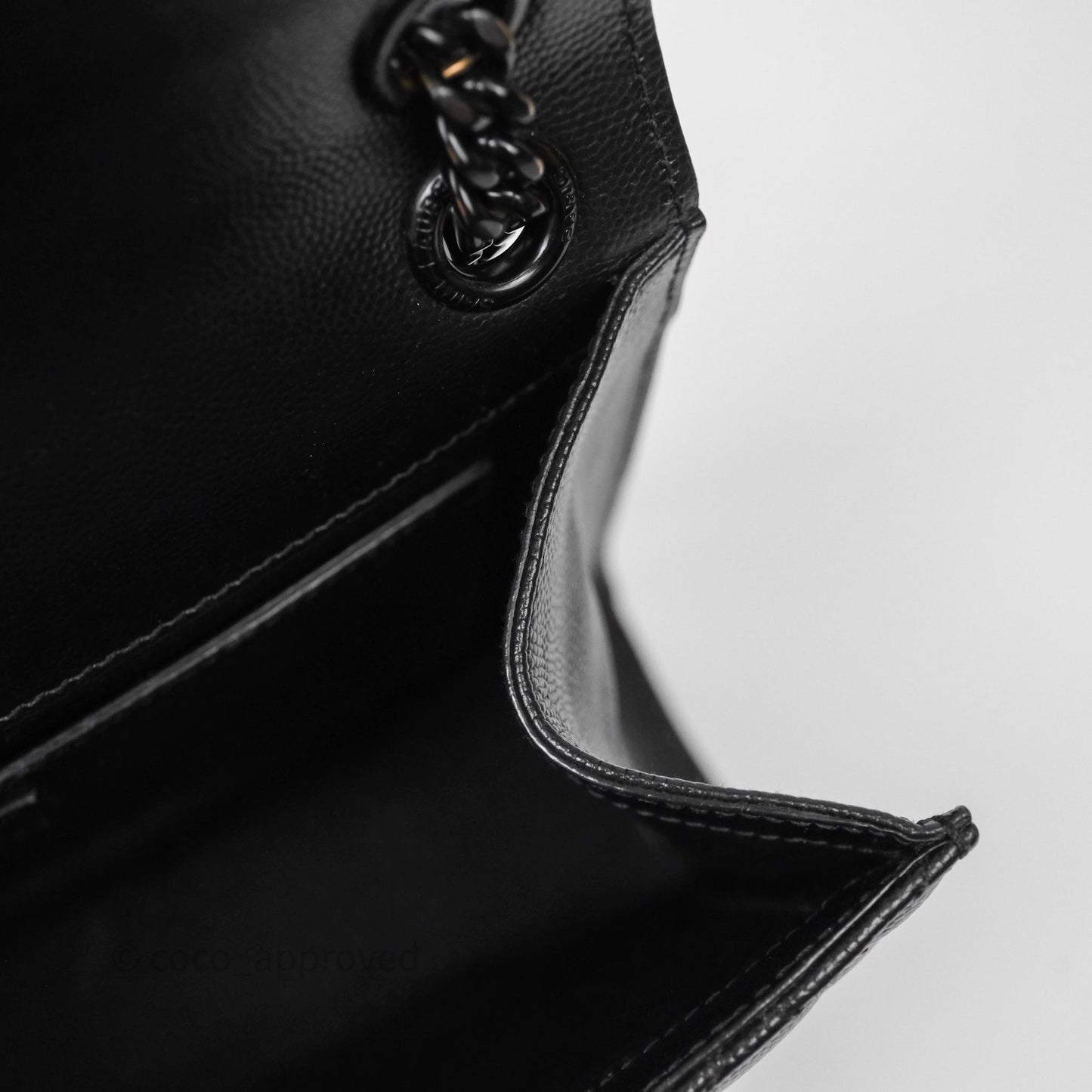 Saint Laurent Envelope Medium So Black Caviar