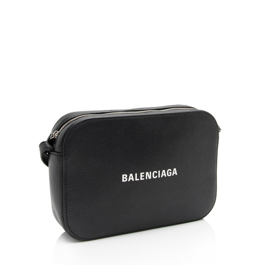 Luxury Balenciaga Calfskin Everyday S Camera Bag (SHF-Qky6Rq)